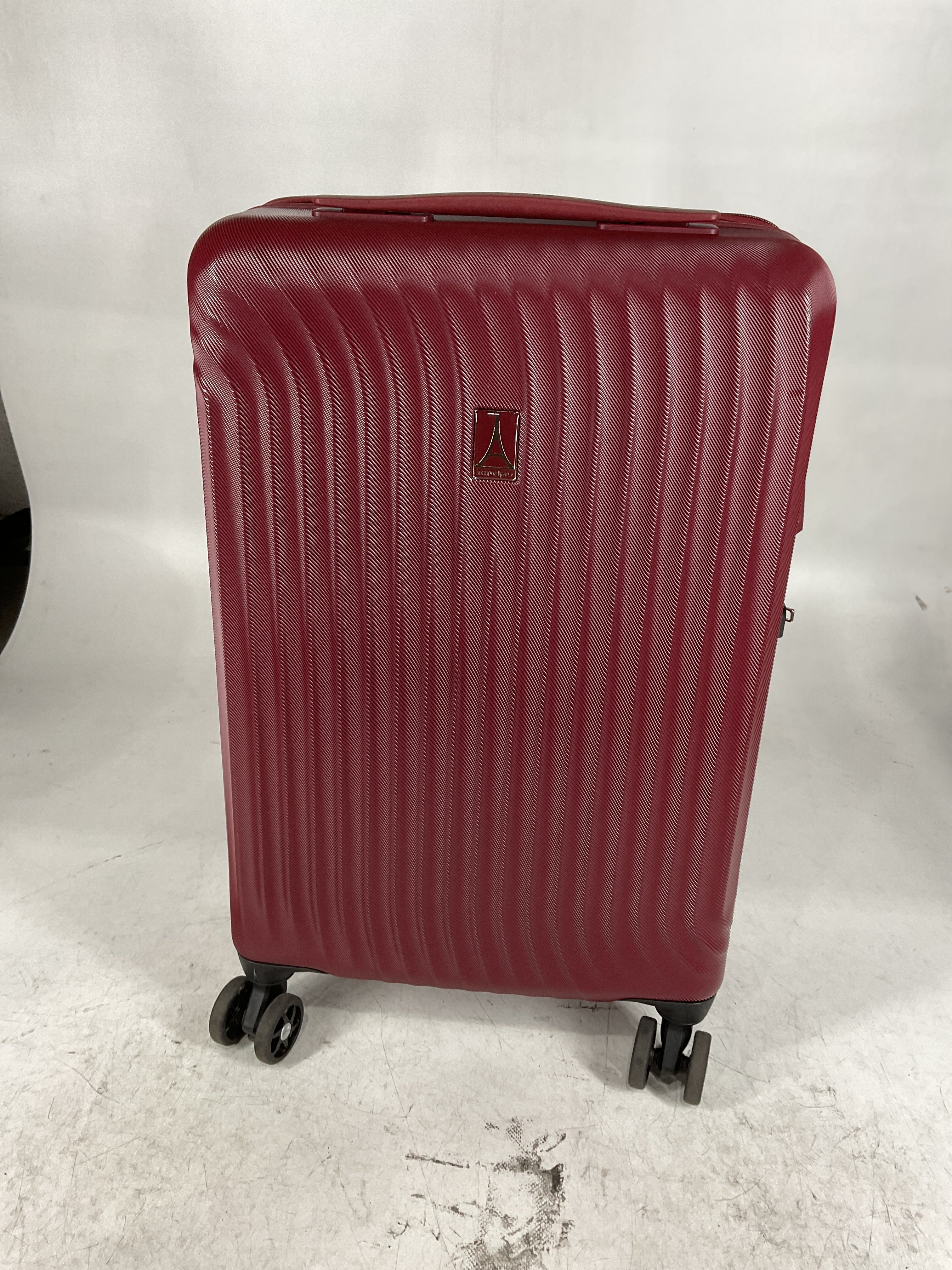 Travelpro Maxlite Air Hardside Expandable Luggage, 8 Spinner Wheels, Lightweight Hard Shell Polycarbonate U10