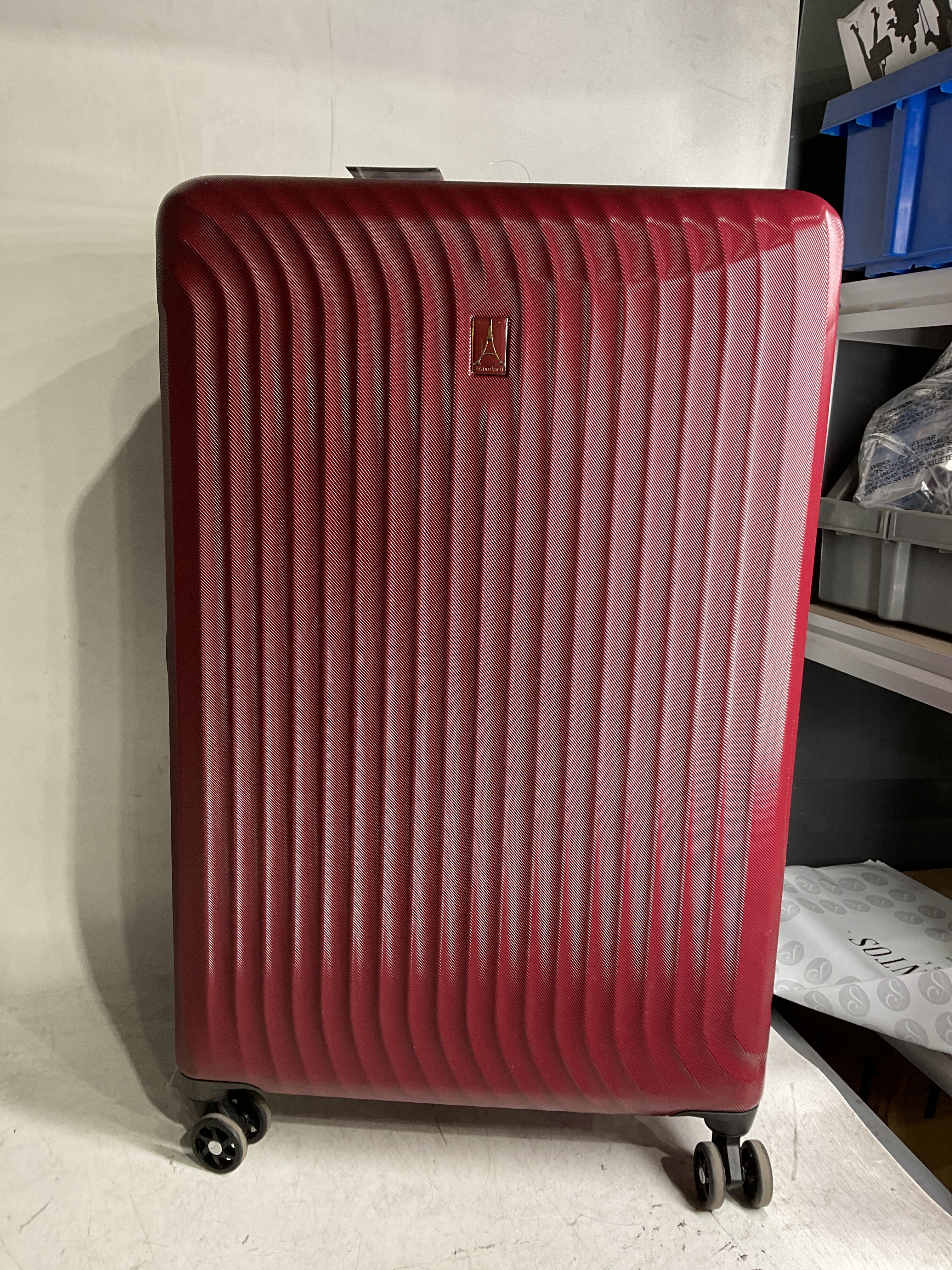 Travelpro Maxlite Air Hardside Expandable Luggage, 8 Spinner Wheels, Lightweight Hard Shell Polycarbonate ( Cabernet , Checked-Large 28-Inch ) Cabernet Checked Large 28 Inch U10