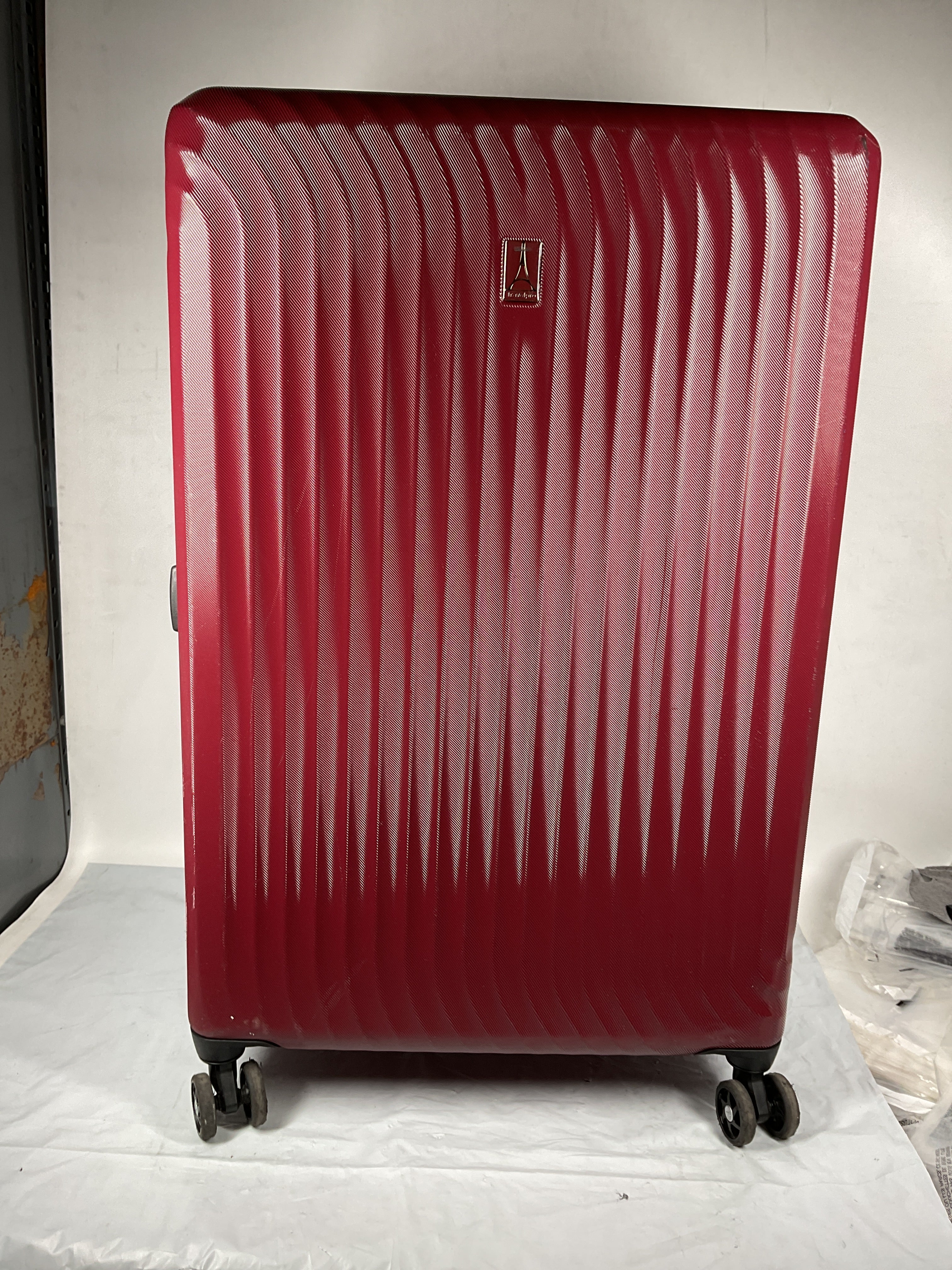 Travelpro Maxlite Air Hardside Expandable Luggage, 8 Spinner Wheels, Lightweight Hard Shell Polycarbonate ( Cabernet , Checked-Large 28-Inch ) Cabernet Checked Large 28 Inch U13