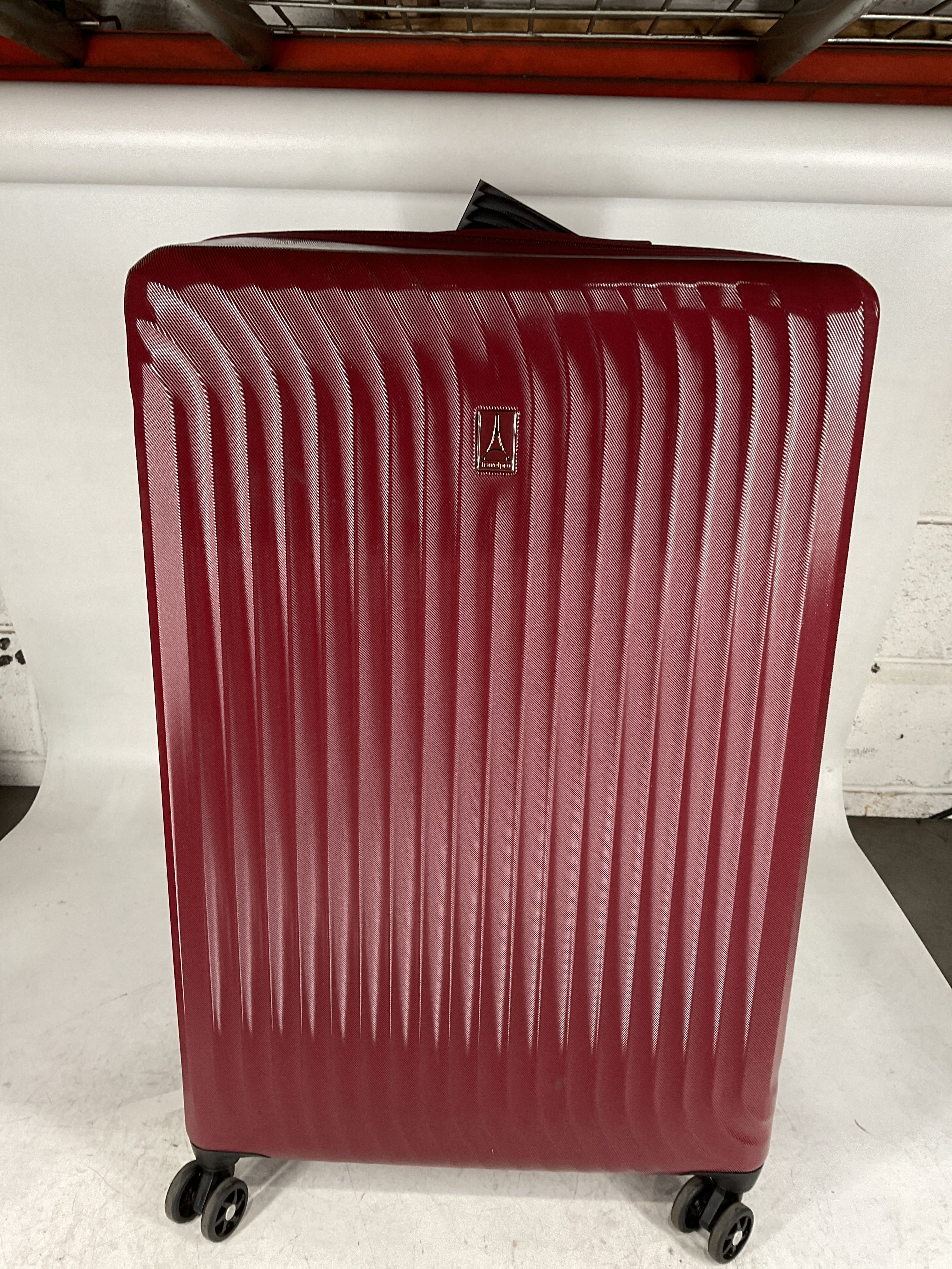 Travelpro Maxlite Air Hardside Expandable Luggage, 8 Spinner Wheels, Lightweight Hard Shell Polycarbonate U7