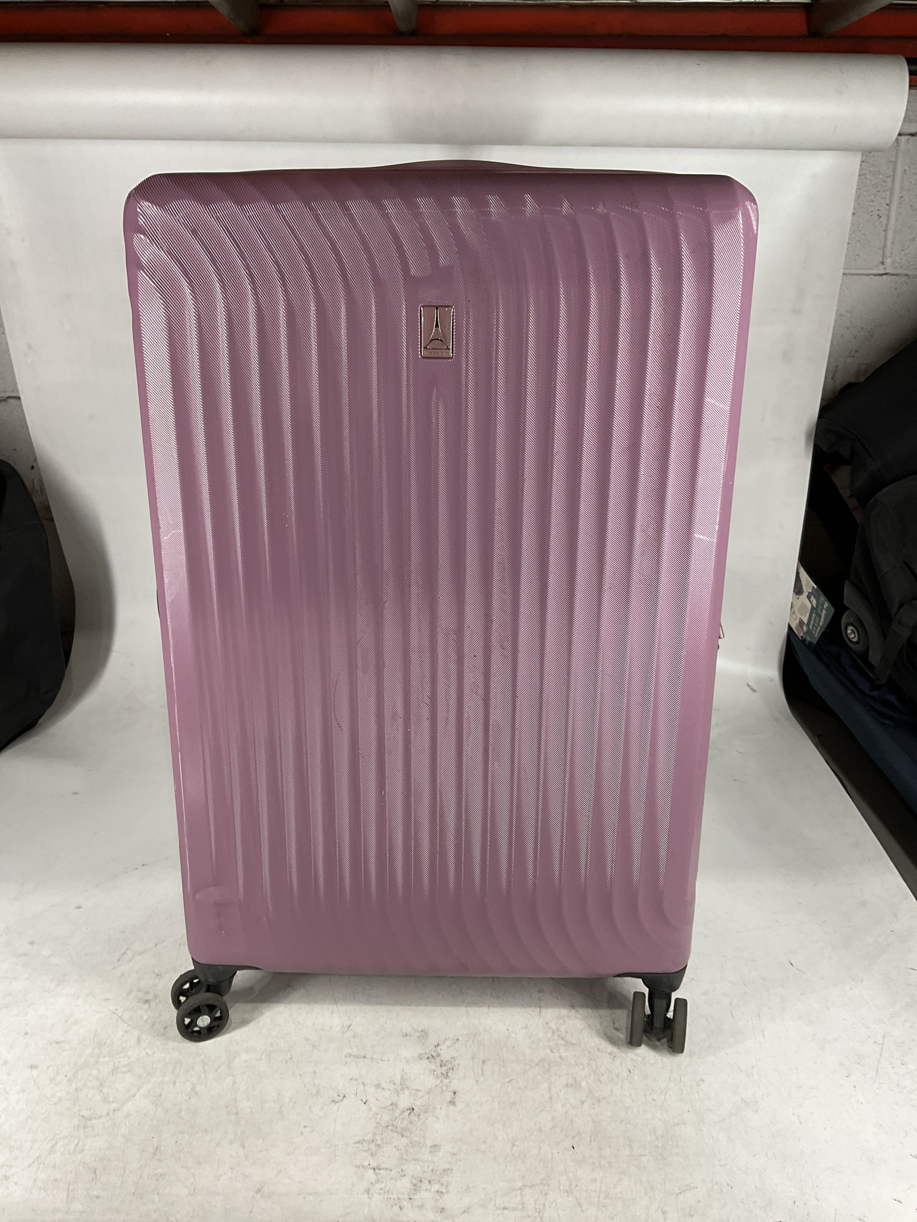Travelpro Maxlite Air Hardside Expandable Luggage, 8 Spinner