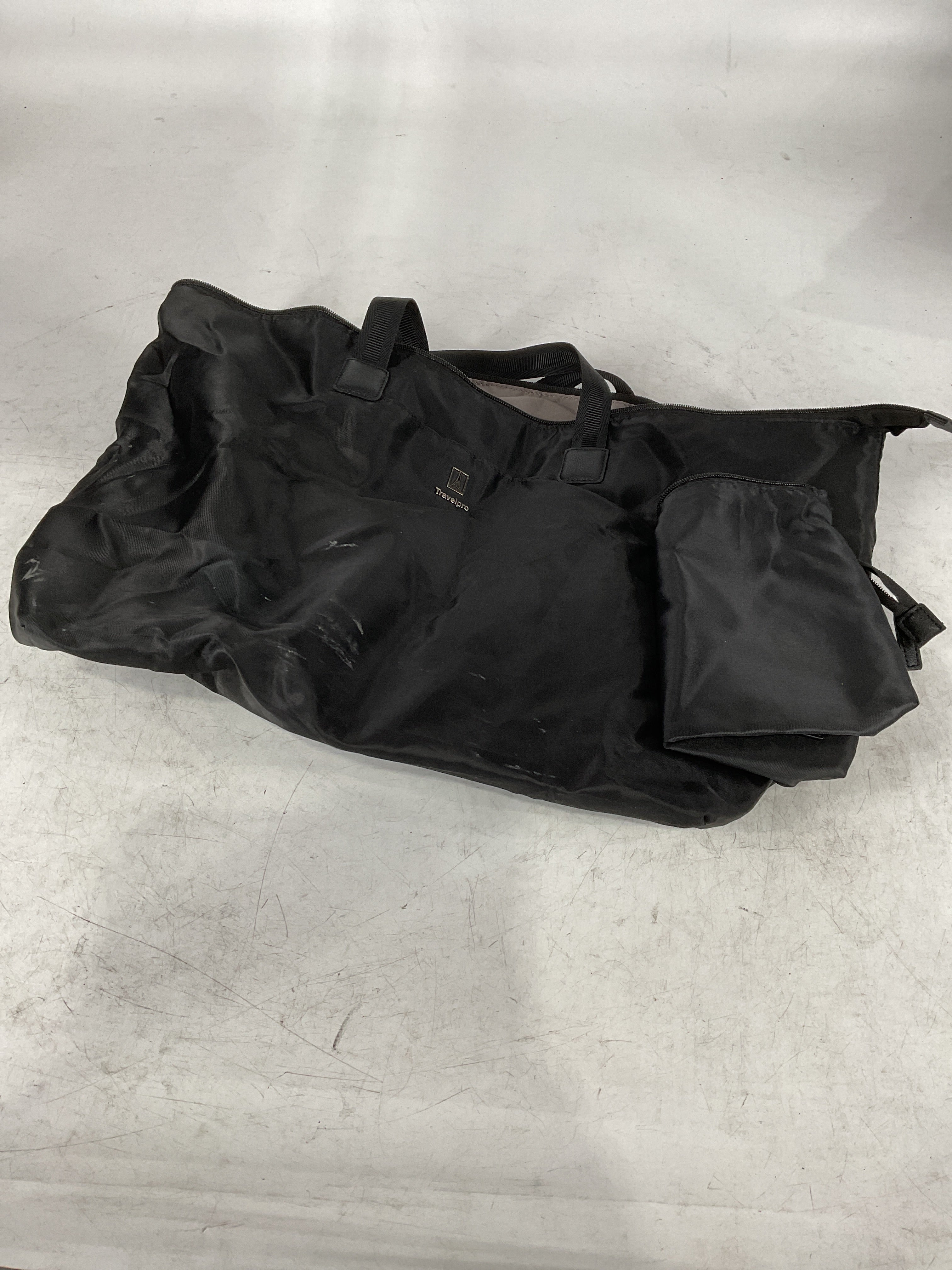 Travelpro Essentials Foldable Tote U2