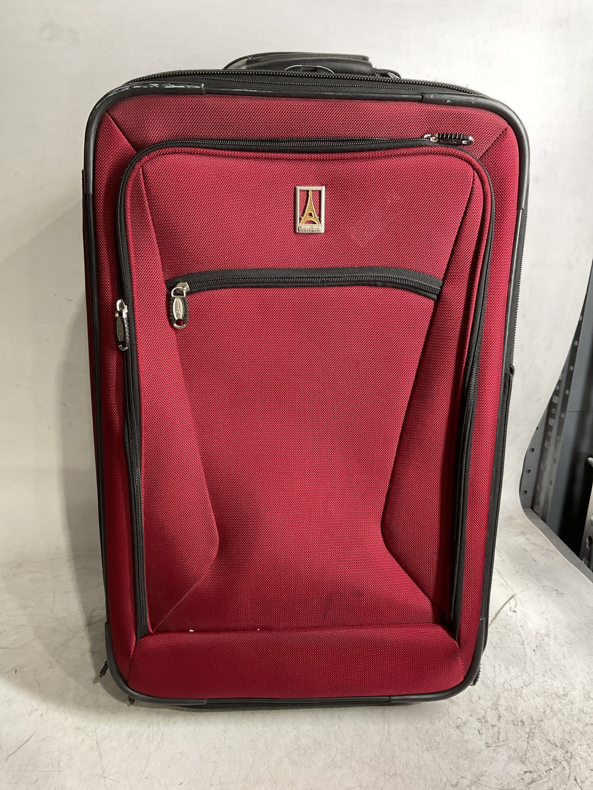Travelpro Walkabout 2 Carry On 2 Wheel Luggage U1