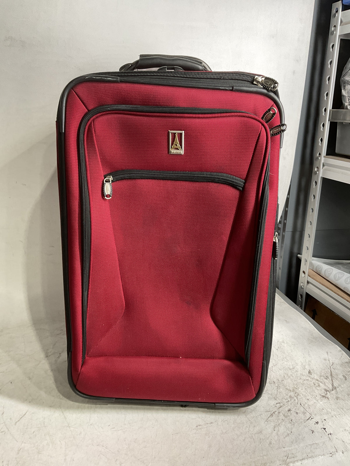 Travelpro Walkabout 2 22 in Carry On 2 Wheel Luggage U2