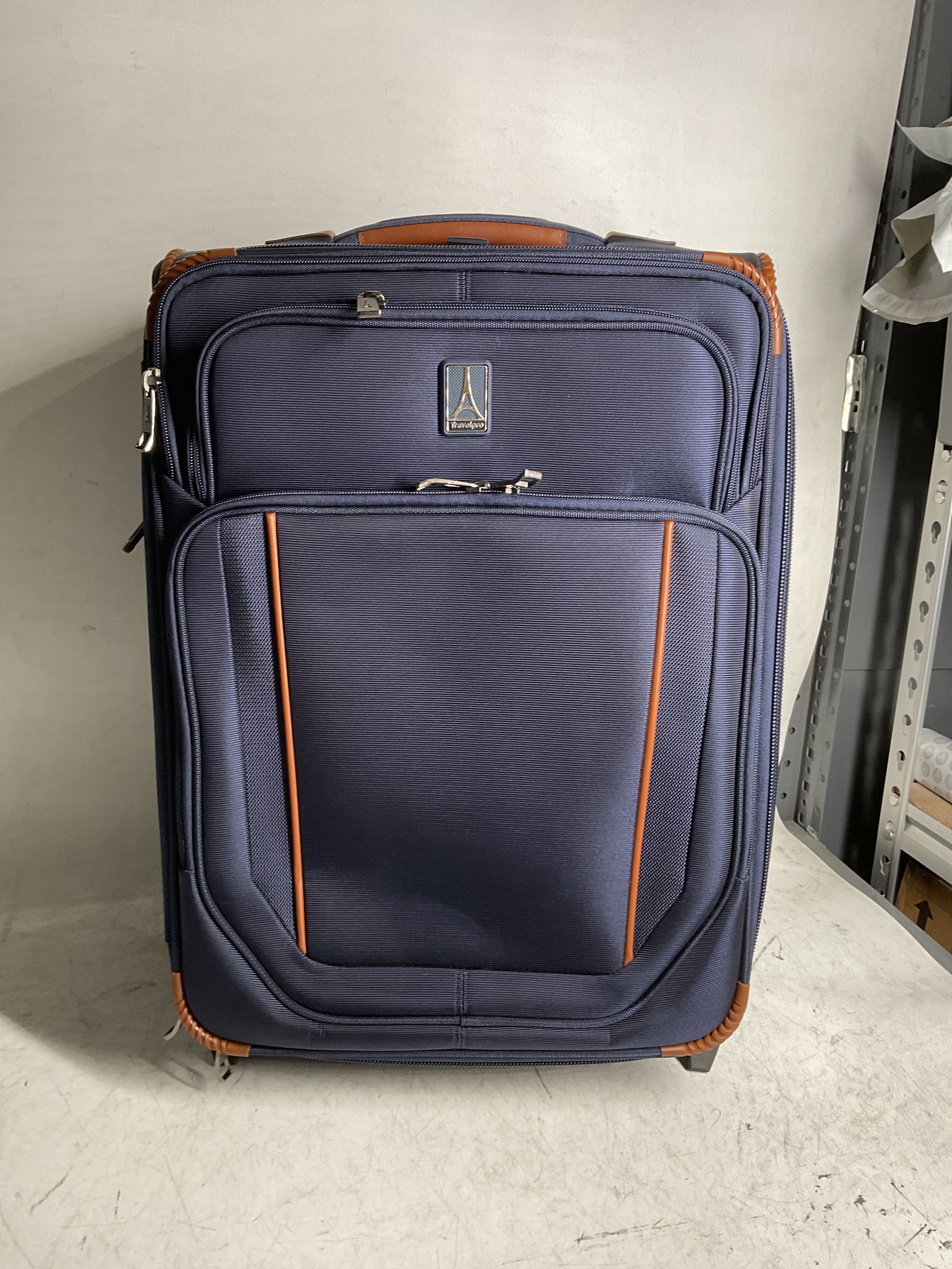 Travelpro Crew Versapack Max Carry-On Exp Rollaboard ( Patriot Blue , Carry-On 21-Inch ) Patriot Blue Carry On 21 Inch U7