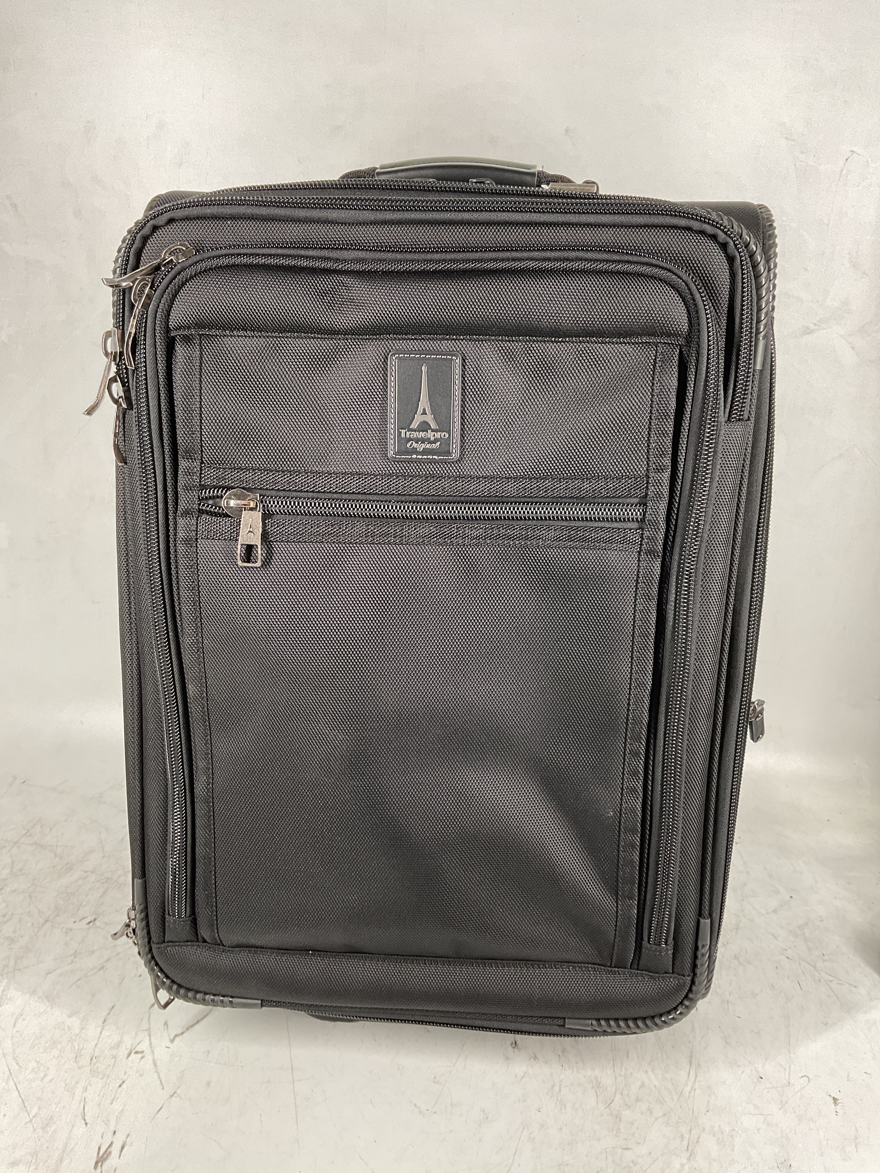 Travelpro Crew Expert Max Carry-on Expandable Rollaboard Jet Black One Size U1