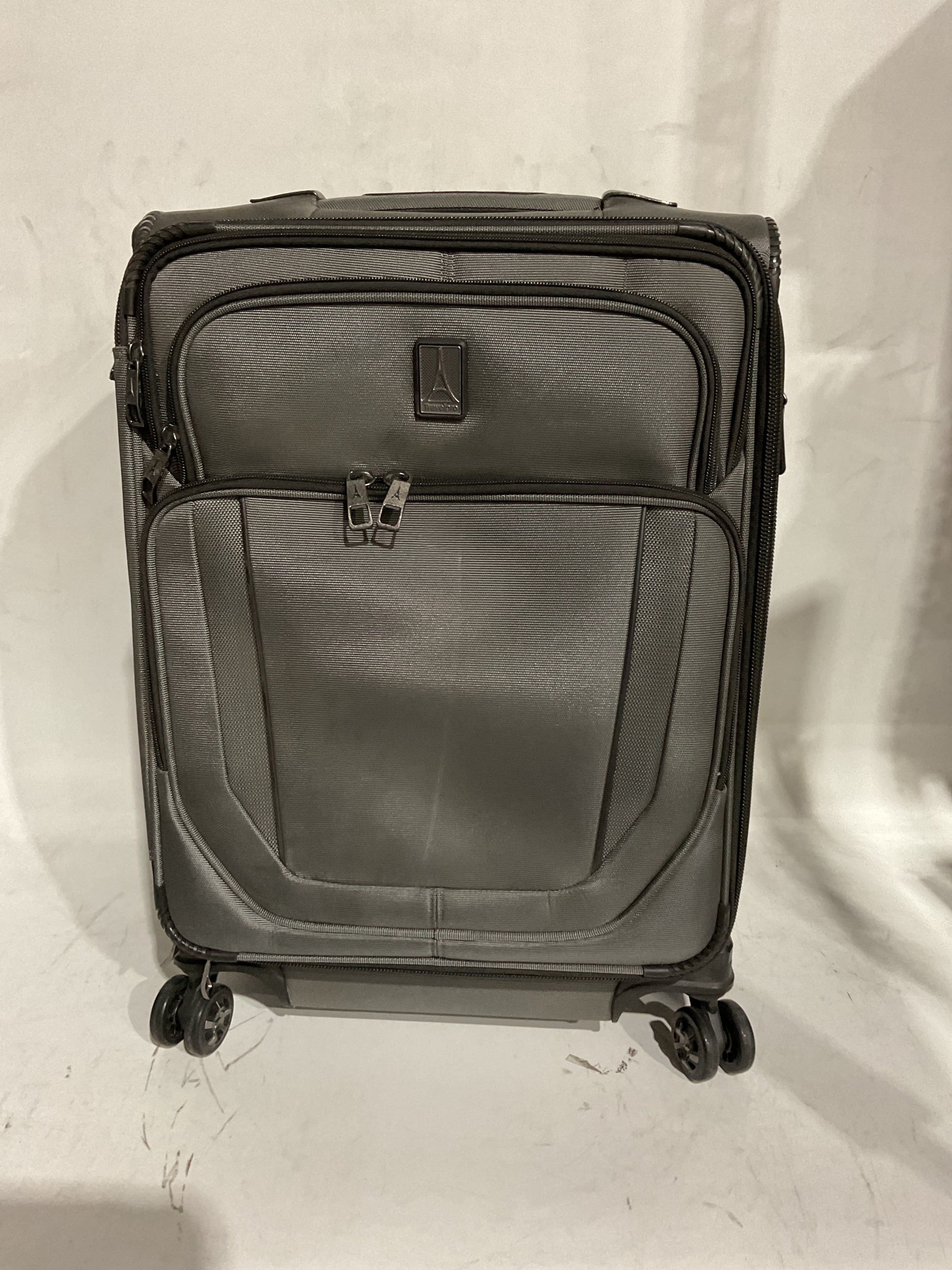 Travelpro Crew Versapack Softside Expandable Spinner Wheel Luggage Titanium Grey Carry On 21 Inch U2