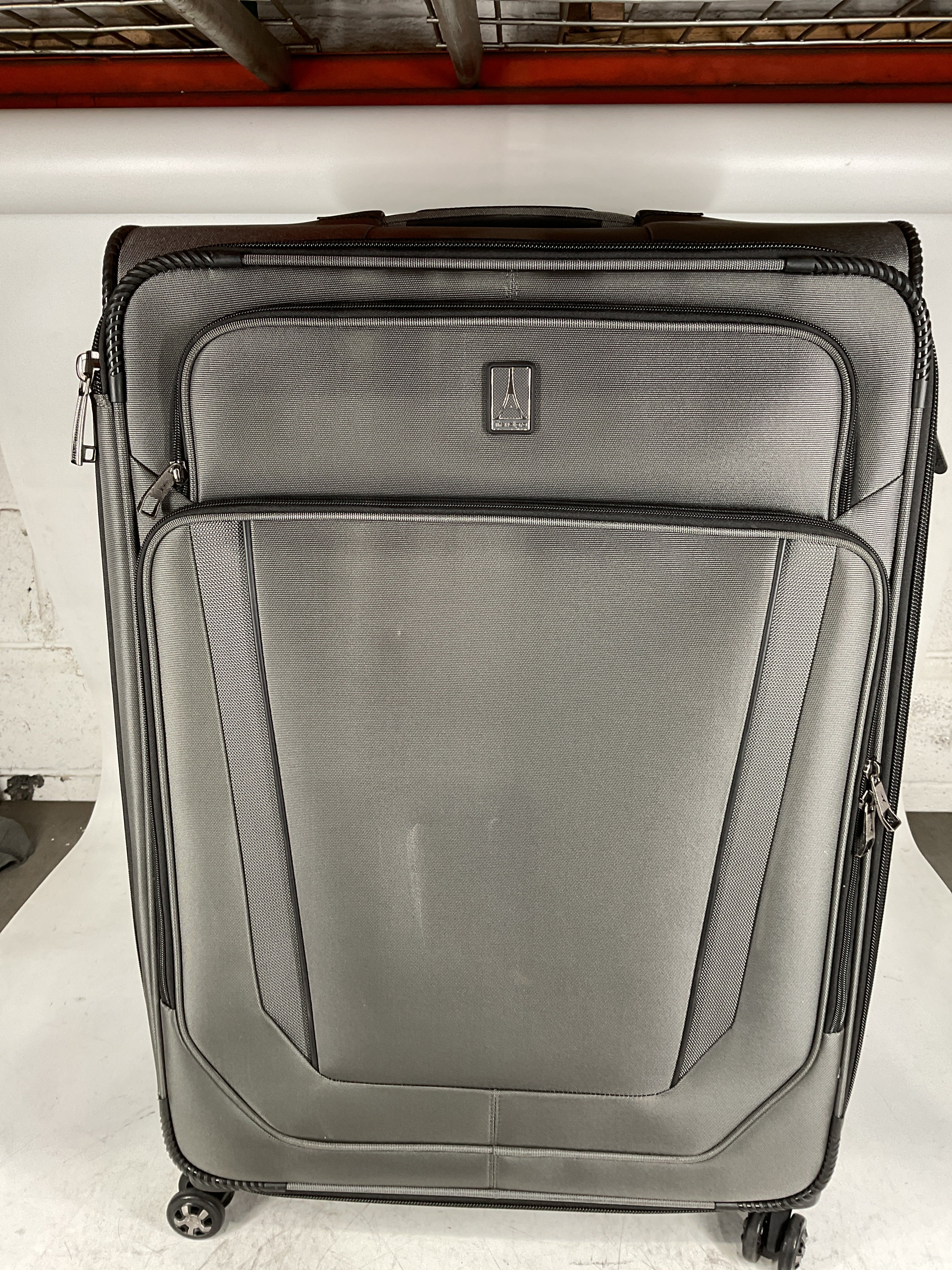 Travelpro Crew Versapack Softside Expandable Spinner Wheel Luggage U3