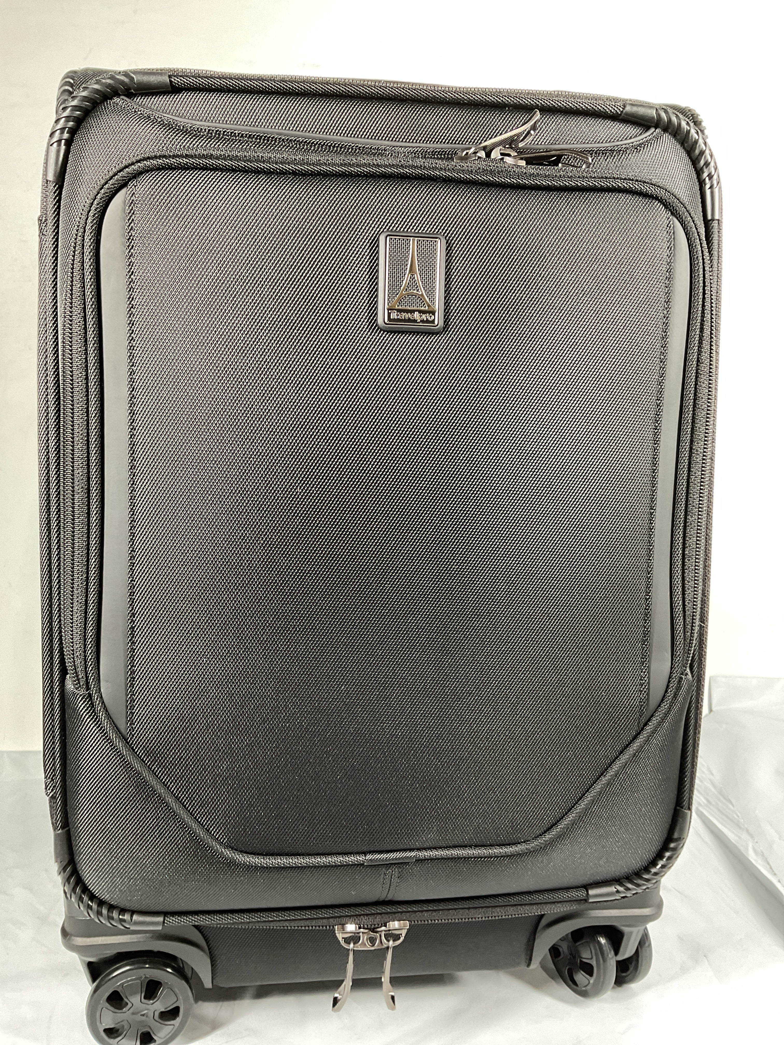 Travelpro Crew Classic Lightweight Softside Expandable Luggage, 2 Wheel Upright Rollaboard Suitcase, Men and Women ( Black , Compact Carry On 20-Inch ) Black Compact Carry On 20 Inch U1