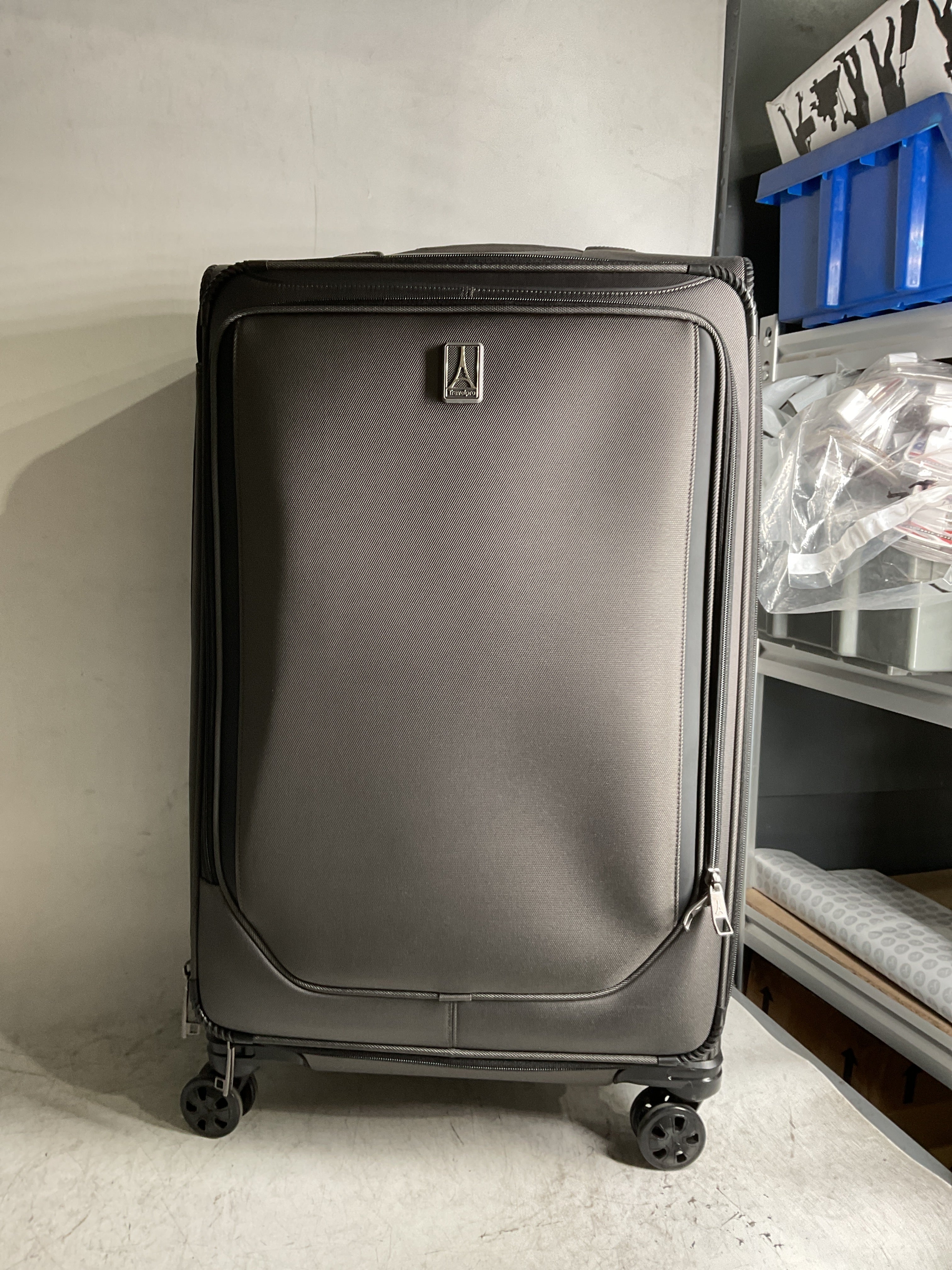 Travelpro Crew Classic Lightweight Softside Expandable Luggage, 8 Wheel Spinner Suitcase, Men and Women ( Titanium Grey , Checked Large 29-Inch ) Titanium Grey Checked Large 29 Inch U2