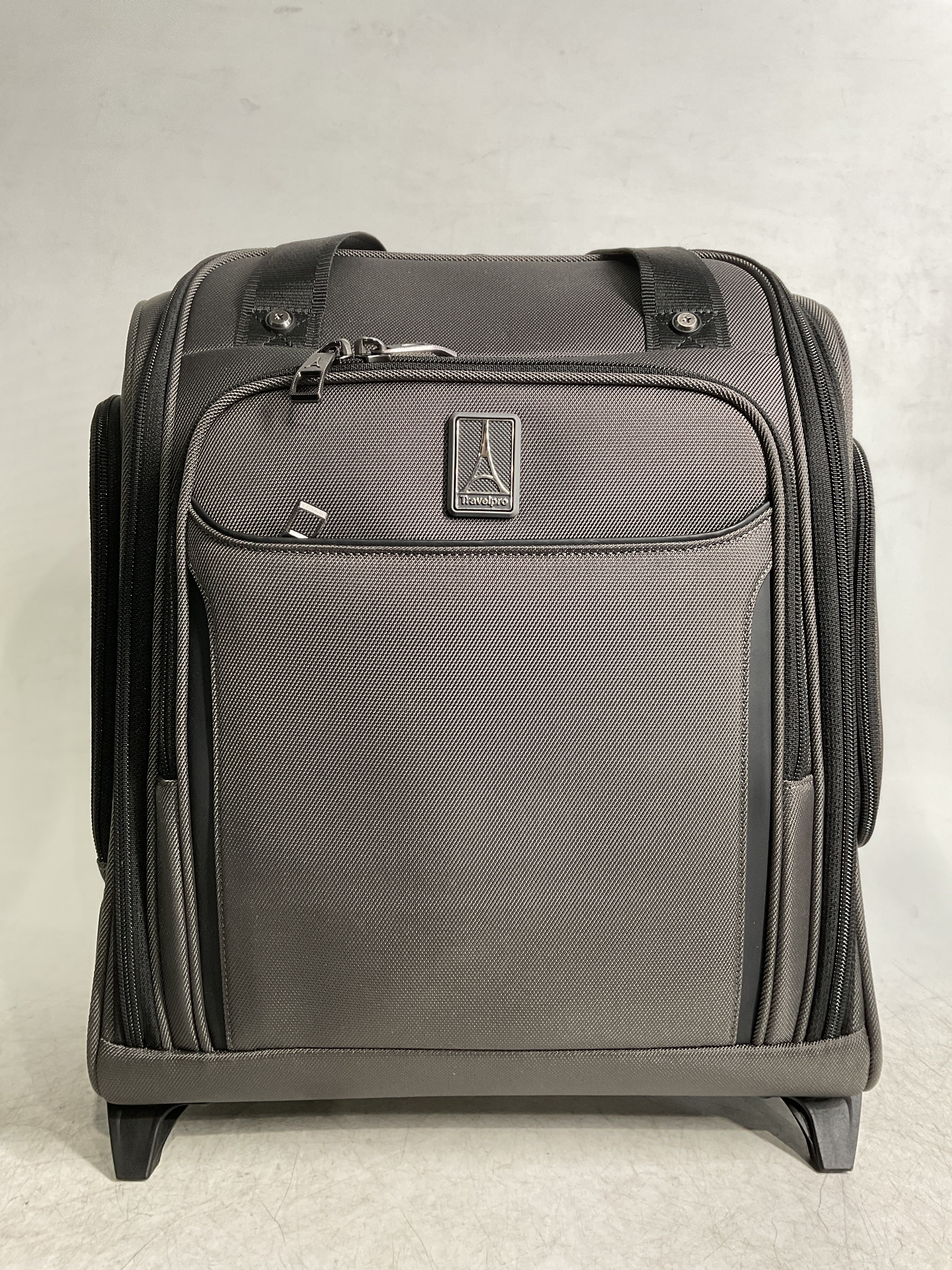 Travelpro Crew Classic Lightweight Softside Luggage, Rolling Underseat Carry on Bag, 14" Laptop or Tablet Sleeve, Men and Women, 17-Inch ( Titanium Grey , 17-Inch ) Titanium Grey 17 Inch U4