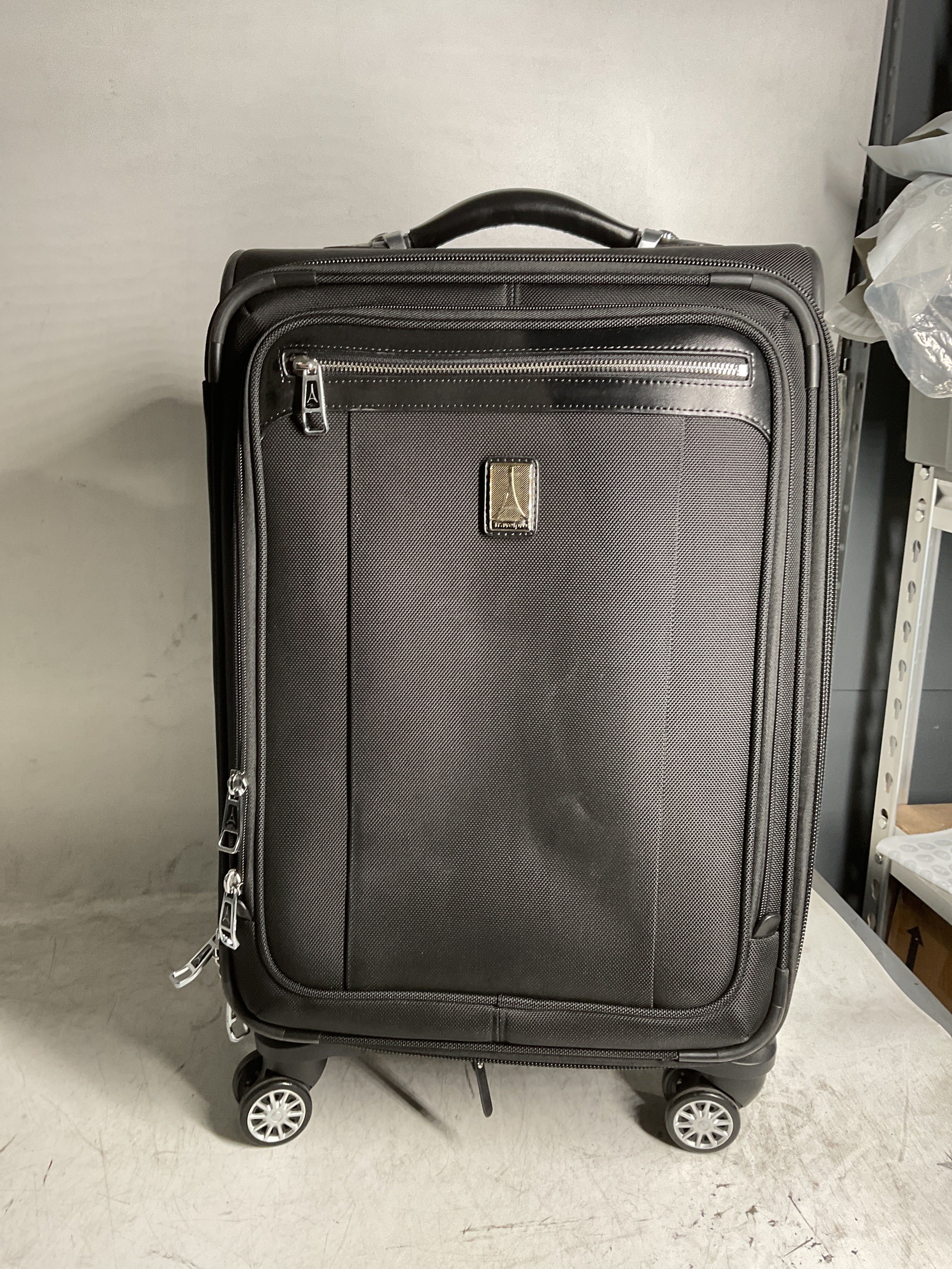 Travelpro Platinum Magna 2 | 21-Inch Express Spinner ( Black , Carry-On 21-Inch ) Black Carry On 21 Inch U1