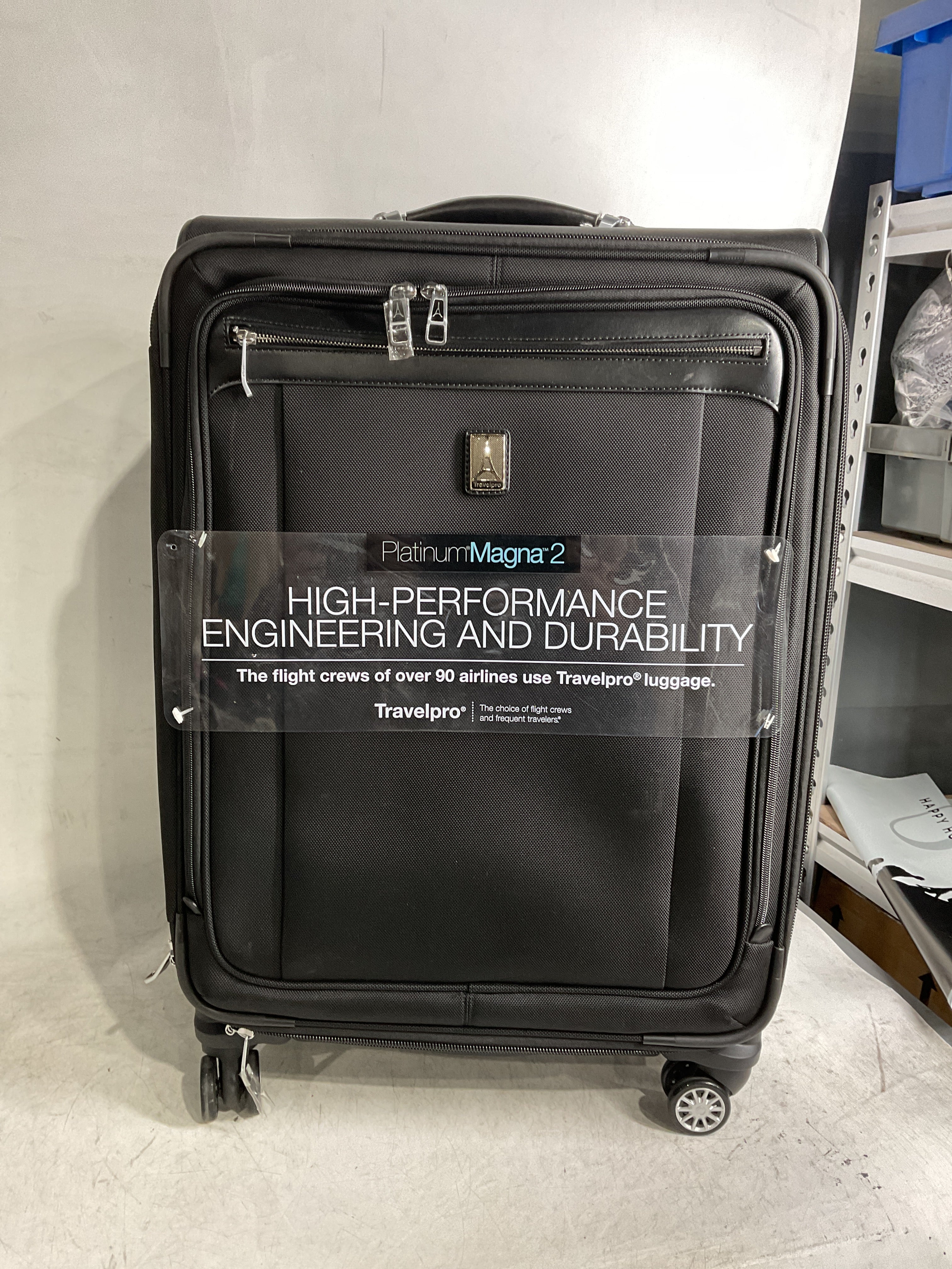 Travelpro Platinum Magna 2 | 25-Inch Express Spinner ( Black , Checked-Medium 25-Inch ) Black Checked Medium 25 Inch U1