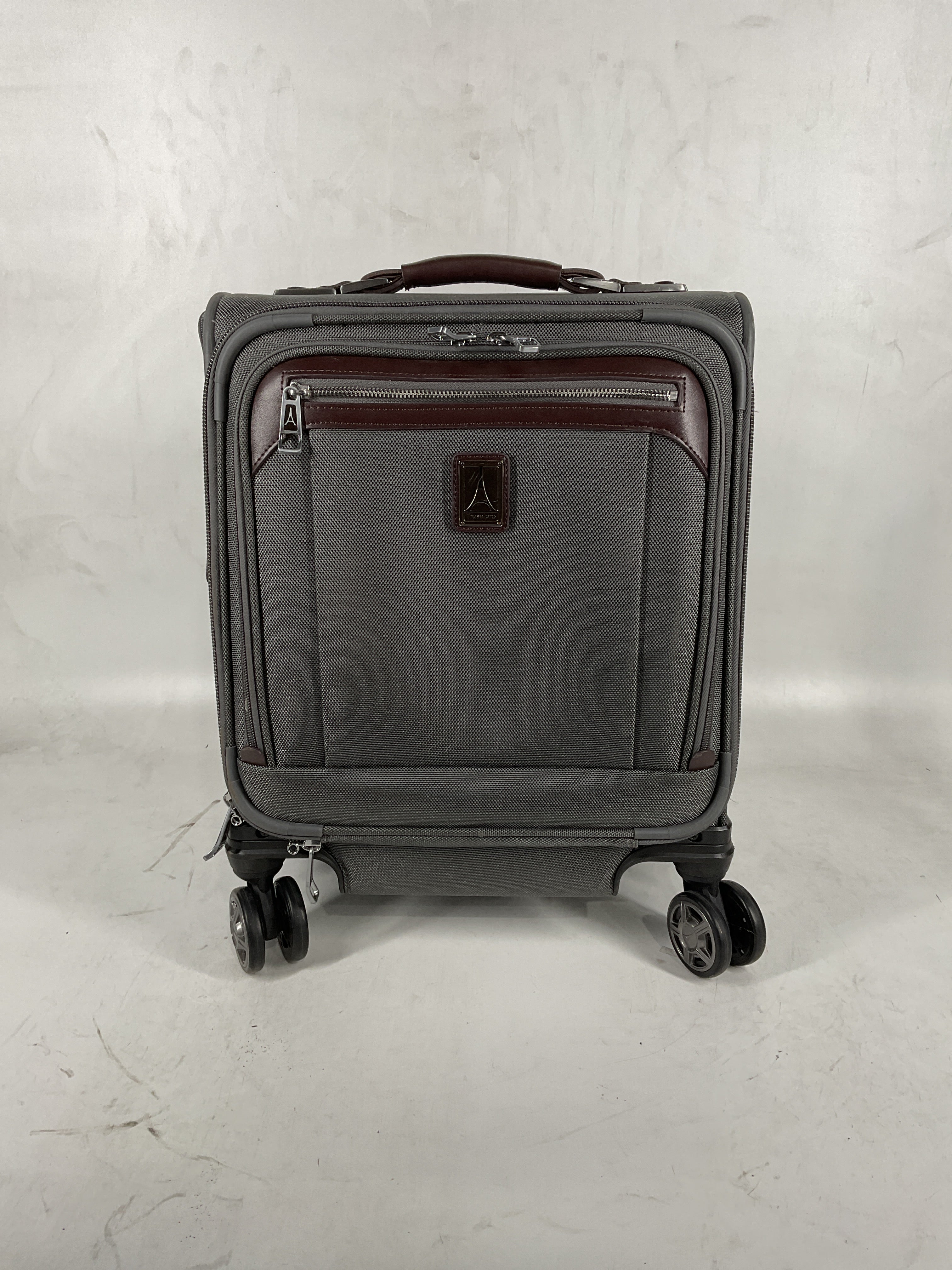 Travelpro Platinum Elite Underseat Spinner Tote Bag with USB Port Vintage Grey 16 Inch U2