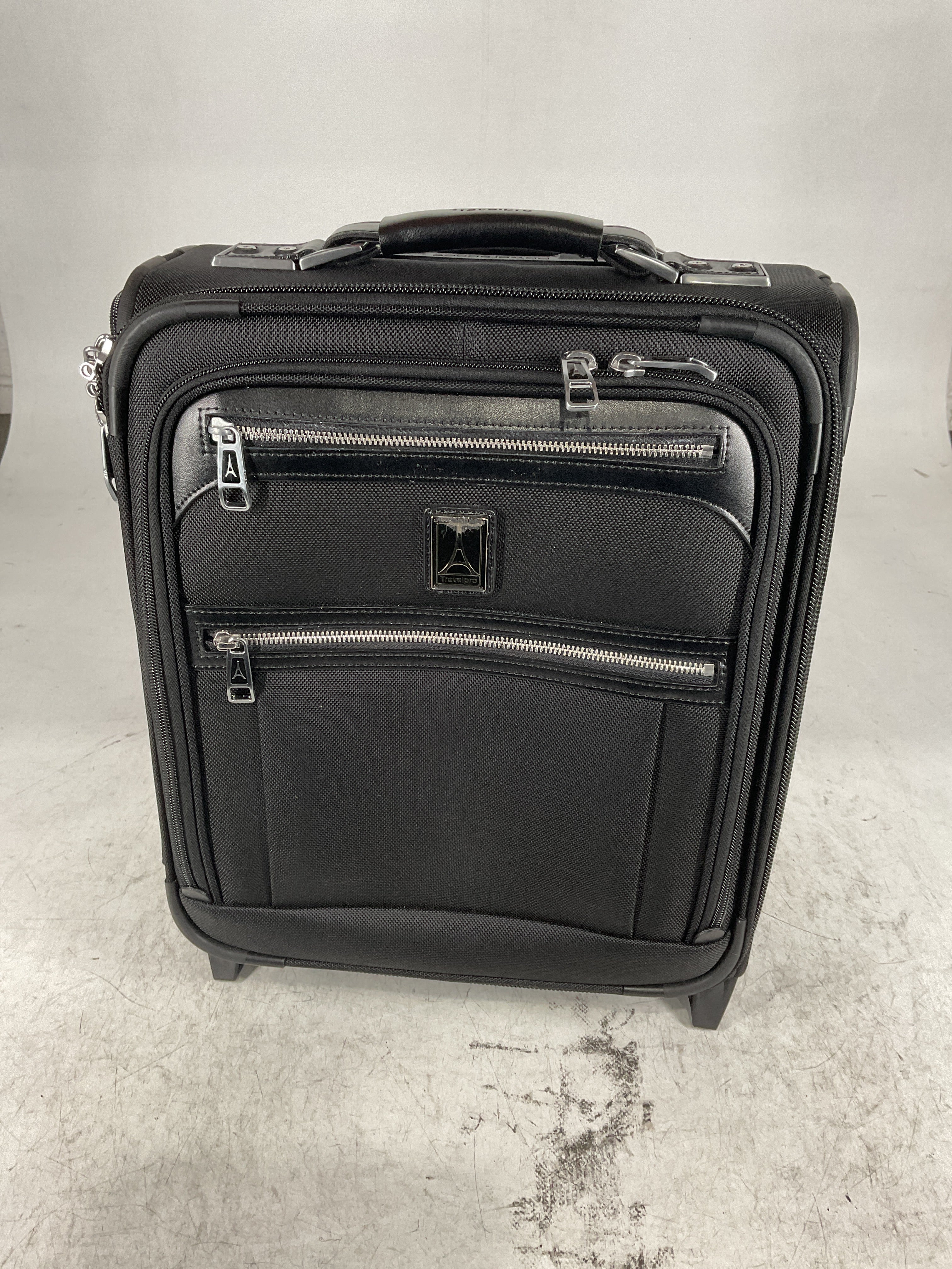 Travelpro Platinum Elite Softside Expandable Luggage, 2 Wheel Upright Suitcase, USB Port, Men and Women U5