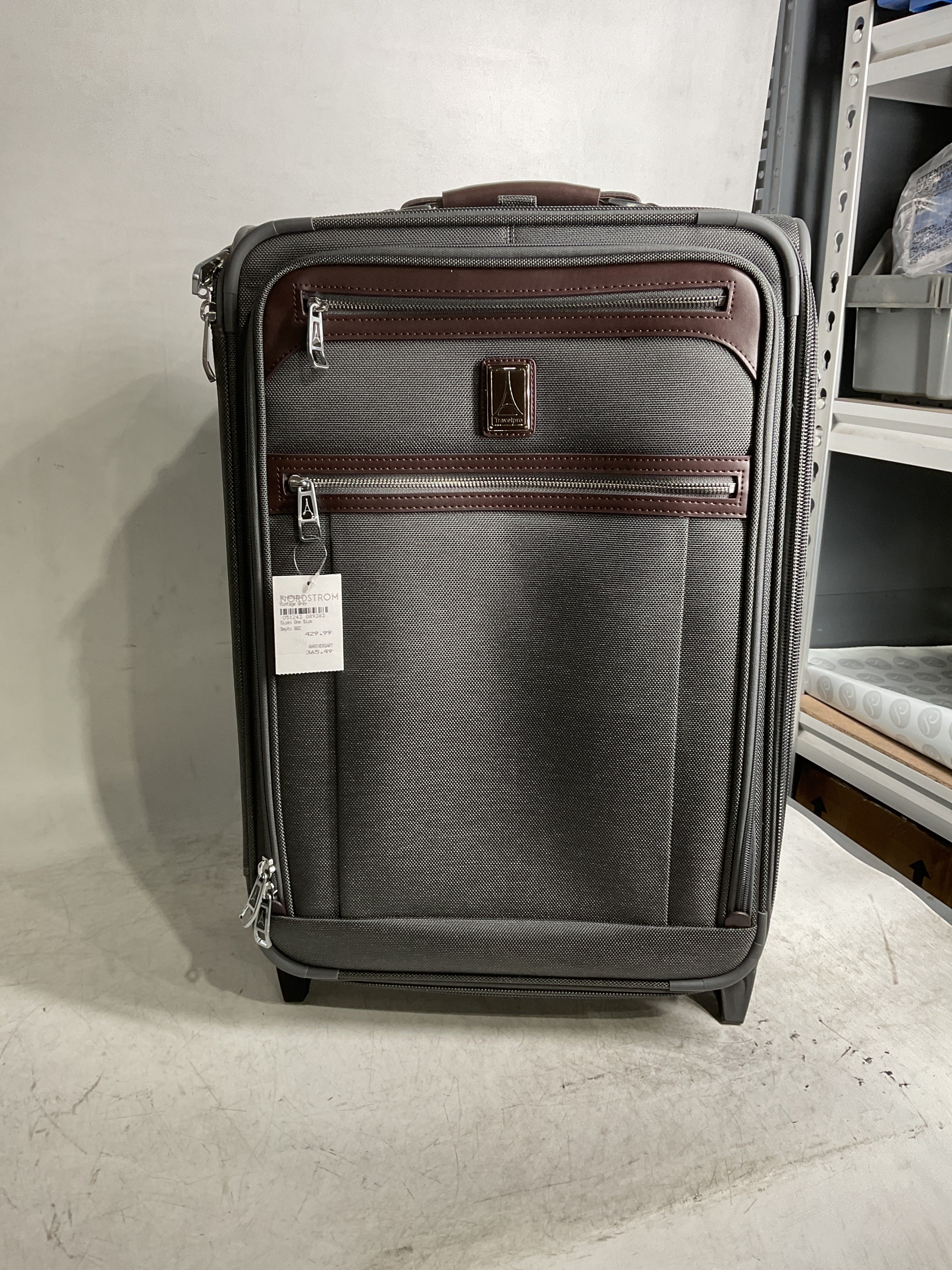 Travelpro Platinum Elite Softside Expandable Luggage, 2 Wheel Upright Suitcase, USB Port, Men and Women ( Vintage Grey , Carry-On 22-Inch ) Vintage Grey Carry On 22 Inch U13