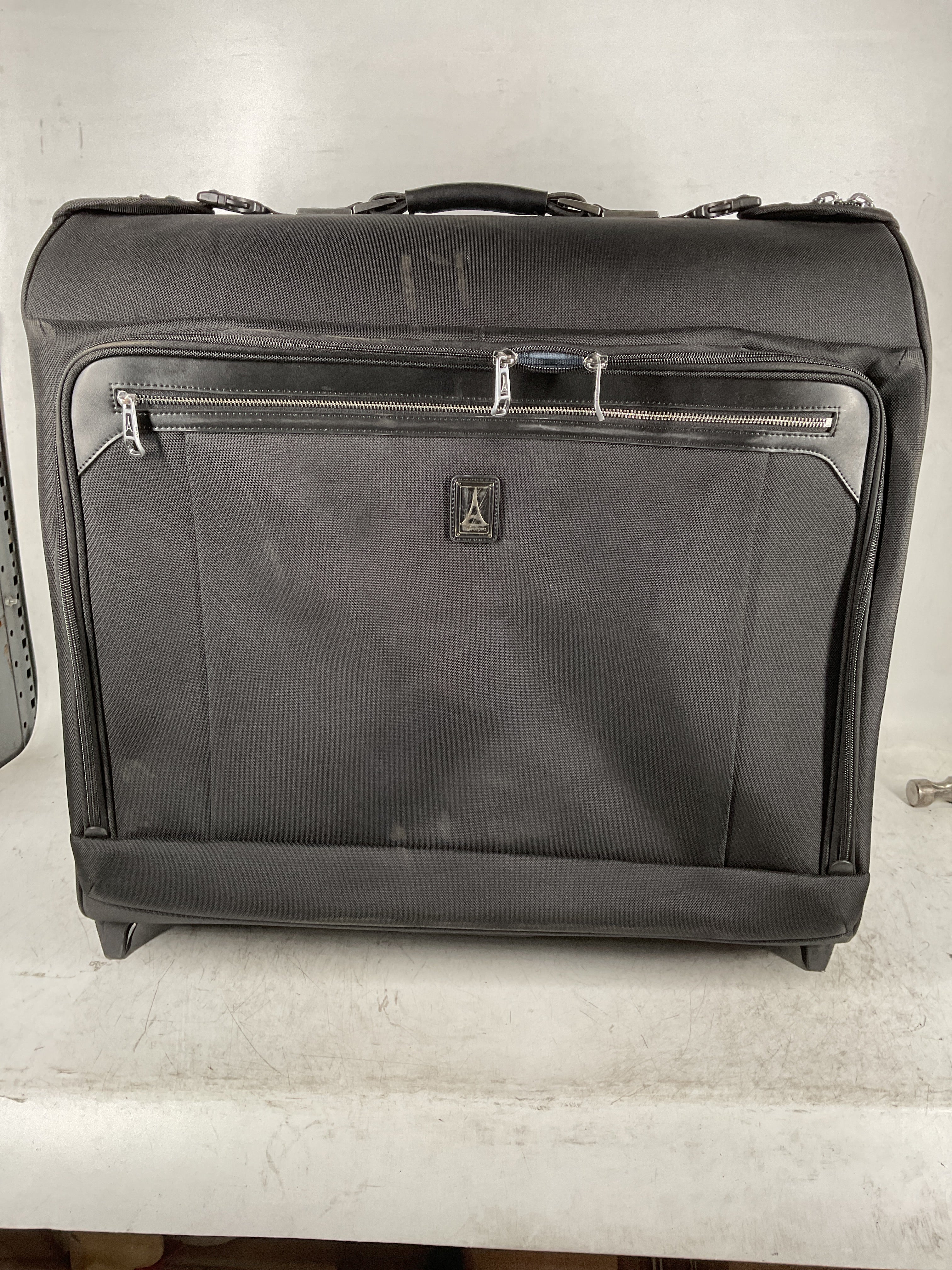 Travelpro Platinum Elite 50" Rolling Garment Bag ( Shadow Black , One Size ) Shadow Black One Size U6