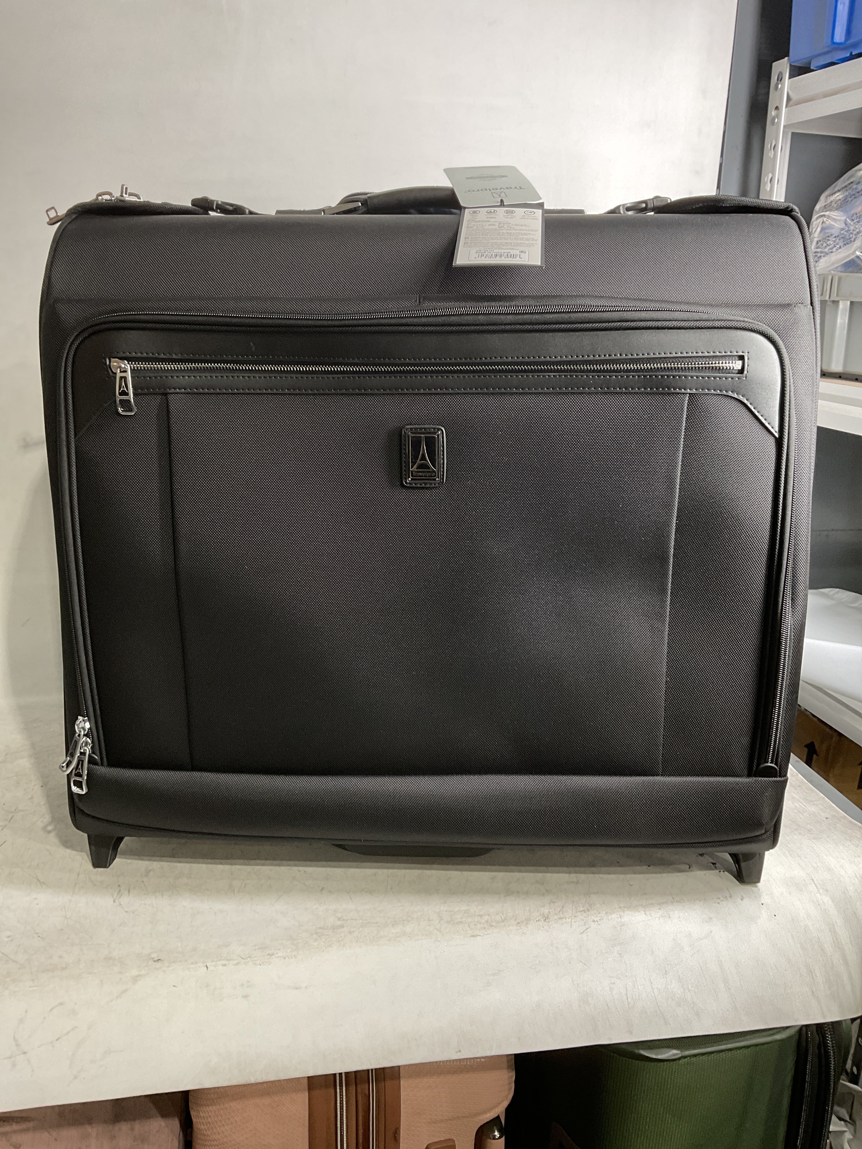 Travelpro Platinum Elite 50" Rolling Garment Bag ( Shadow Black , One Size ) Shadow Black One Size U8
