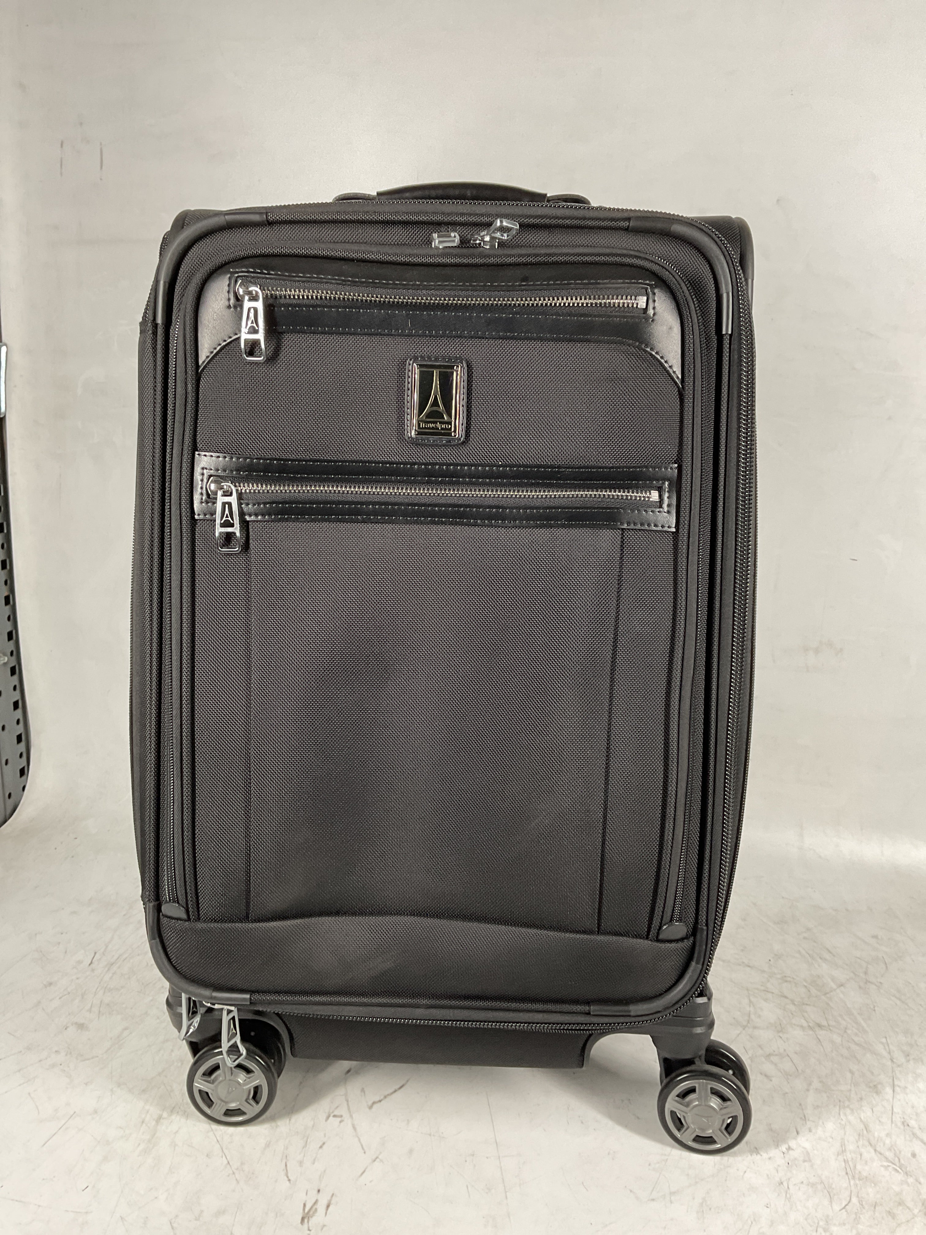 Travelpro Platinum Elite Softside Expandable Luggage, 8 Wheel Spinner Suitcase, USB Port, Suiter, Men and Women Shadow Black Carry On 21 Inch U22