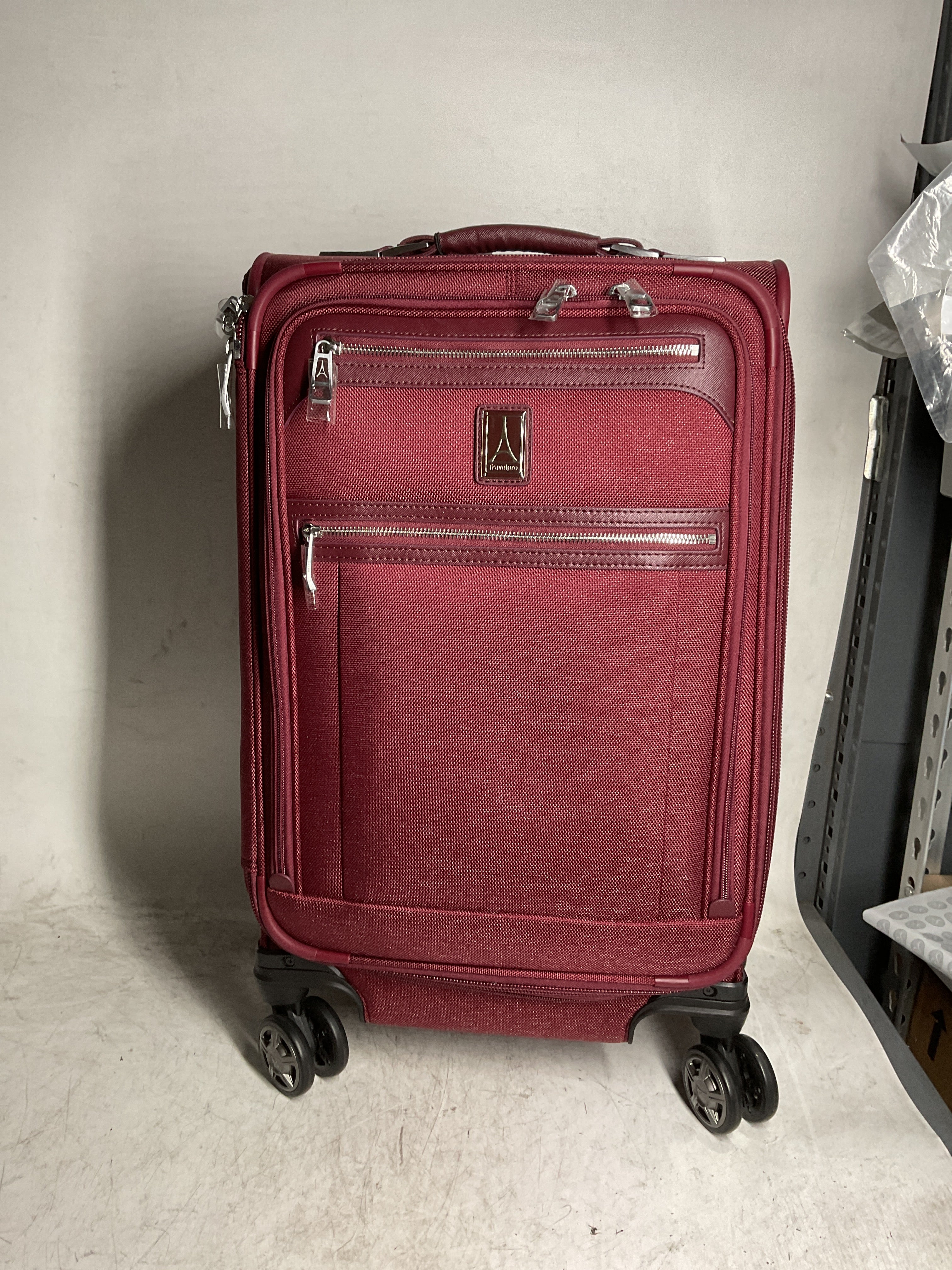 Travelpro Platinum Elite Softside Expandable Checked Luggage, 8 Wheel Spinner Large Suitcase, TSA Lock, Men and Women ( Bordeaux Red , Carry-On 21-Inch ) Bordeaux Red Carry On 21 Inch U6