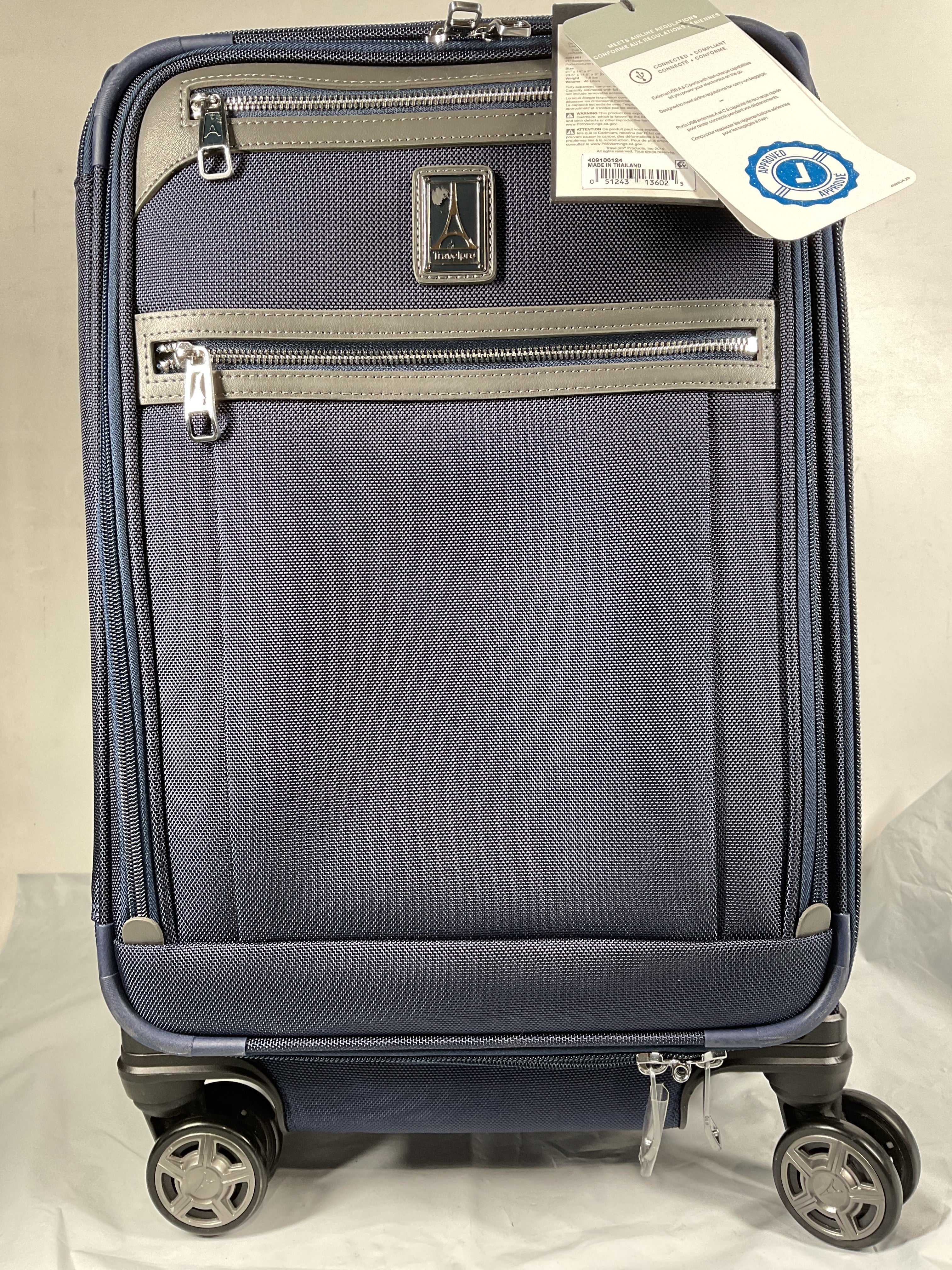 Travelpro Platinum Elite Softside Expandable Checked Luggage, 8 Wheel Spinner Large Suitcase, TSA Lock, Men and Women ( Dark Blue , Carry-On 21-Inch ) Dark Blue Carry On 21 Inch U11