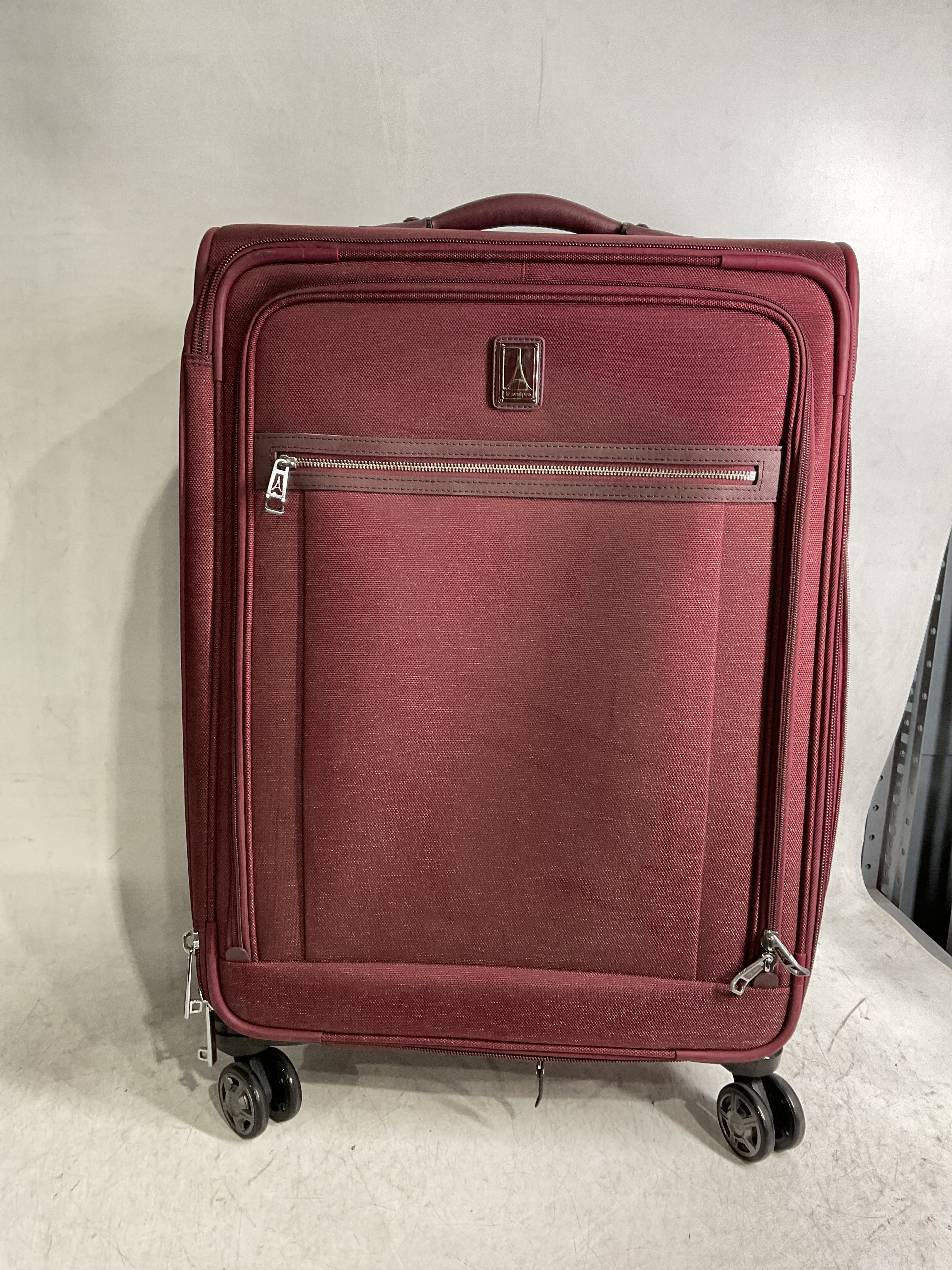Travelpro Platinum Elite Softside Expandable Checked Luggage, 8 Wheel Spinner Large Suitcase, TSA Lock, Men and Women ( Bordeaux Red , Checked-Medium 25-Inch ) Bordeaux Red Checked Medium 25 Inch U5