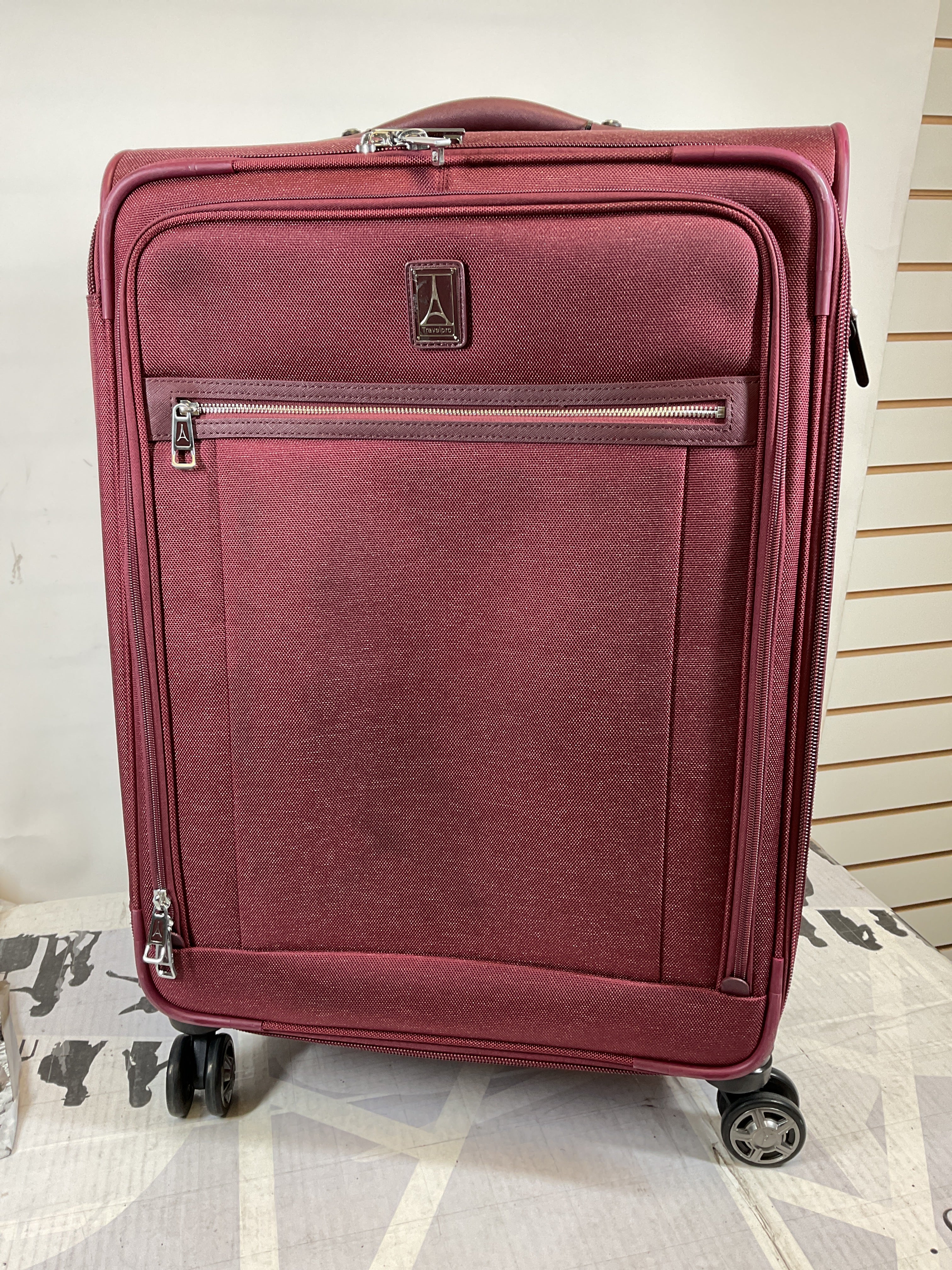 Travelpro Platinum Elite Softside Expandable Checked Luggage, 8 Wheel Spinner Suitcase, TSA Lock, Men and Women, Checked Medium 25-Inch ( Bordeaux Red , Checked-Medium 25-Inch ) Bordeaux Red Checked Medium 25 Inch U6