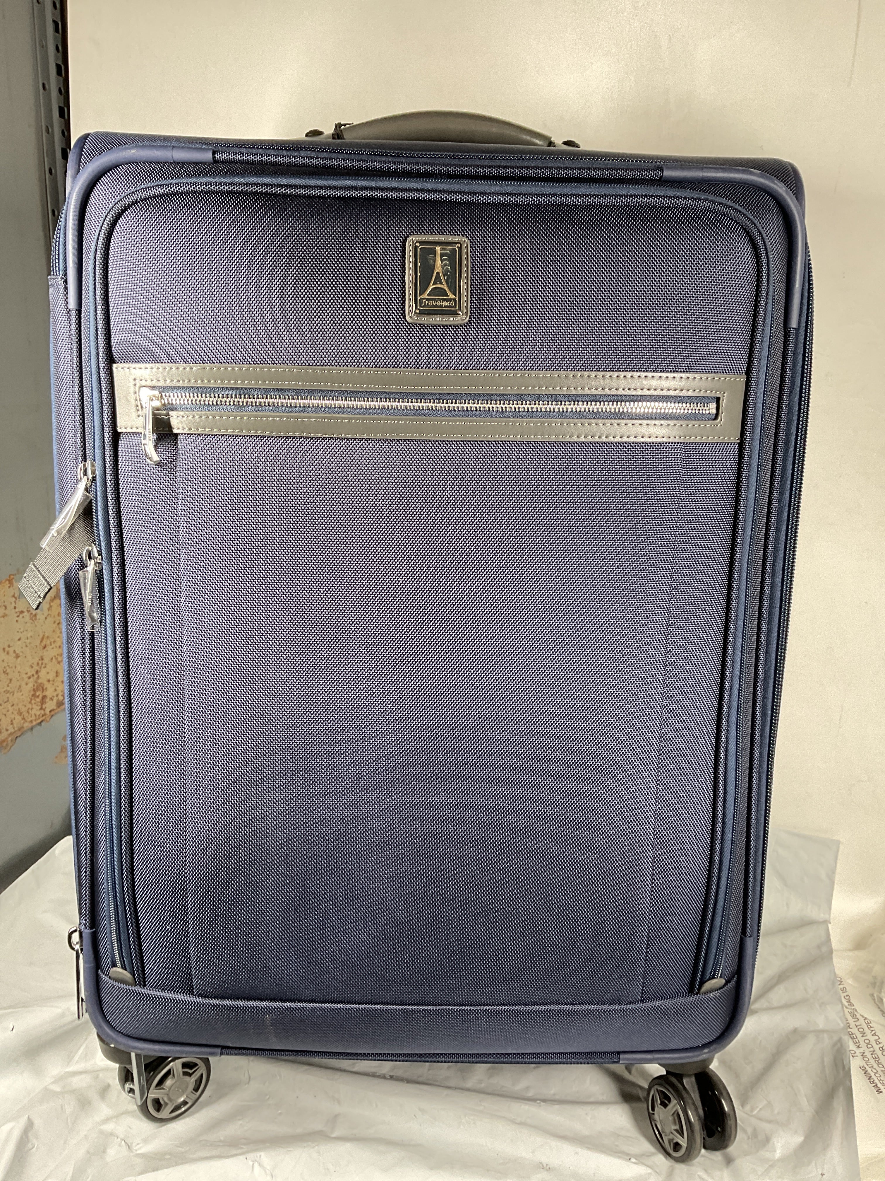 Travelpro Platinum Elite Softside Expandable Checked Luggage, 8 Wheel Spinner Suitcase, TSA Lock, Men and Women, Checked Medium 25-Inch ( Dark Blue , Checked-Medium 25-Inch ) Dark Blue Checked Medium 25 Inch U11