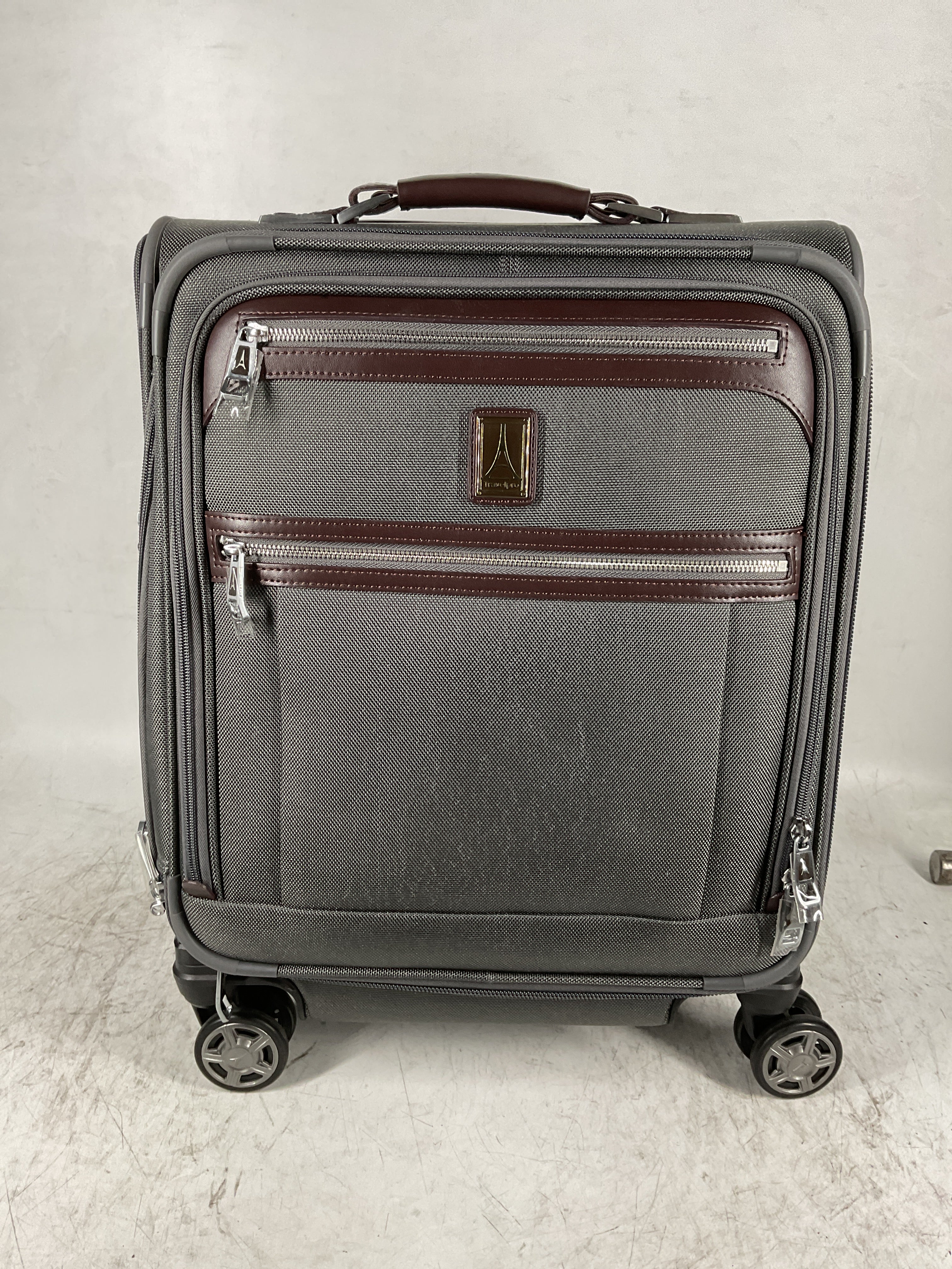 Travelpro Platinum Elite Softside Expandable Checked Luggage, 8 Wheel Spinner Large Suitcase, TSA Lock, Men and Women ( Vintage Grey , Carry-On 19-Inch ) Vintage Grey Carry On 19 Inch U4