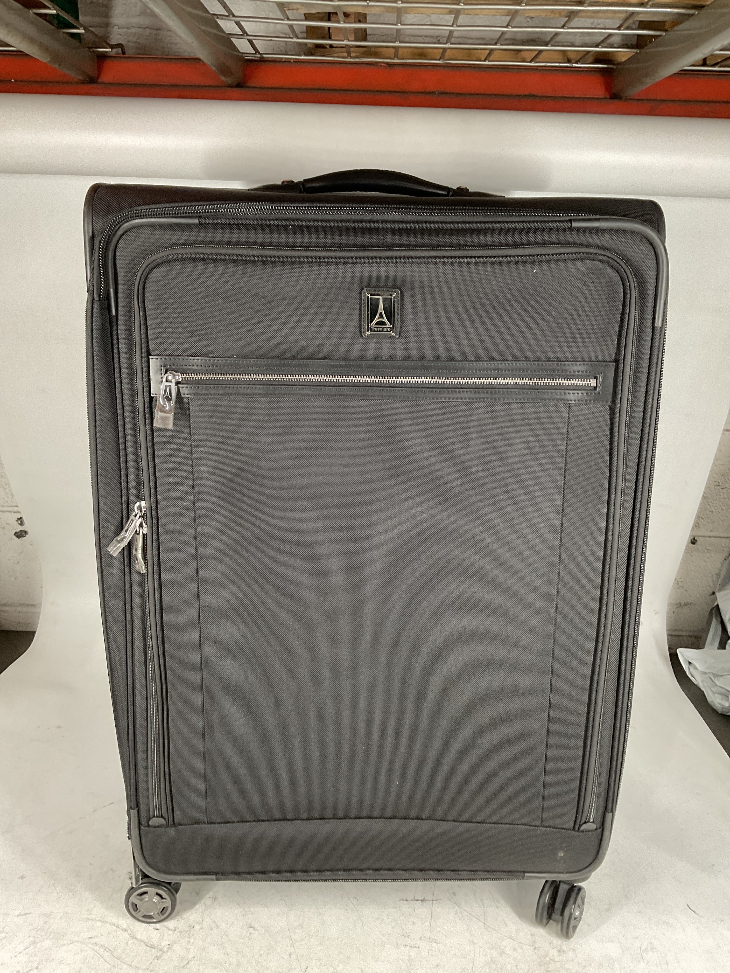 Travelpro Platinum Elite Softside Expandable Luggage, 8 Wheel Spinner Suitcase, USB Port, Suiter, Men and Women U3