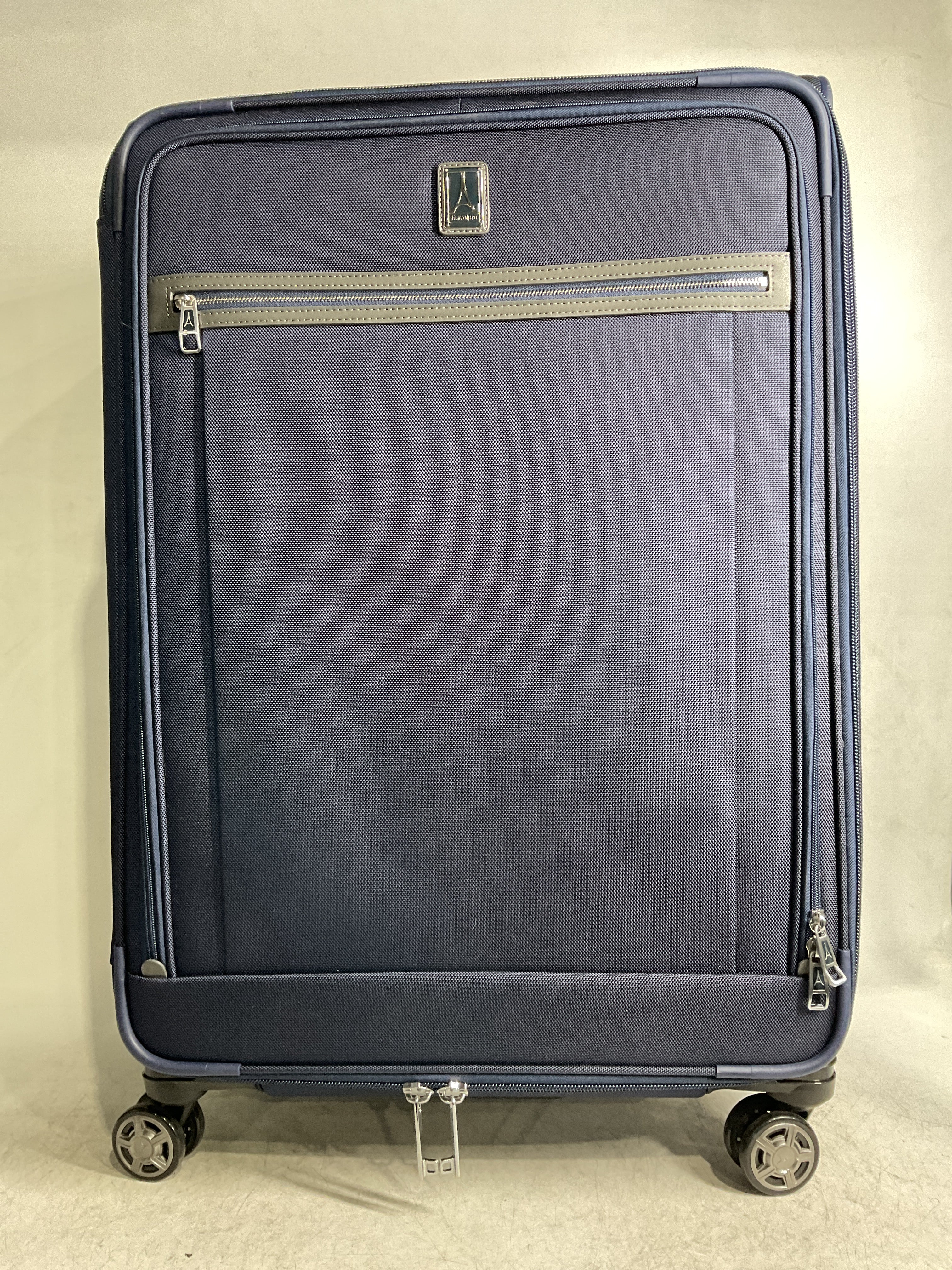 Travelpro Platinum Elite Softside Expandable Checked Luggage, 8 Wheel Spinner Large Suitcase, TSA Lock, Men and Women ( Dark Blue , Checked-Large 29-Inch ) Dark Blue Checked Large 29 Inch U2