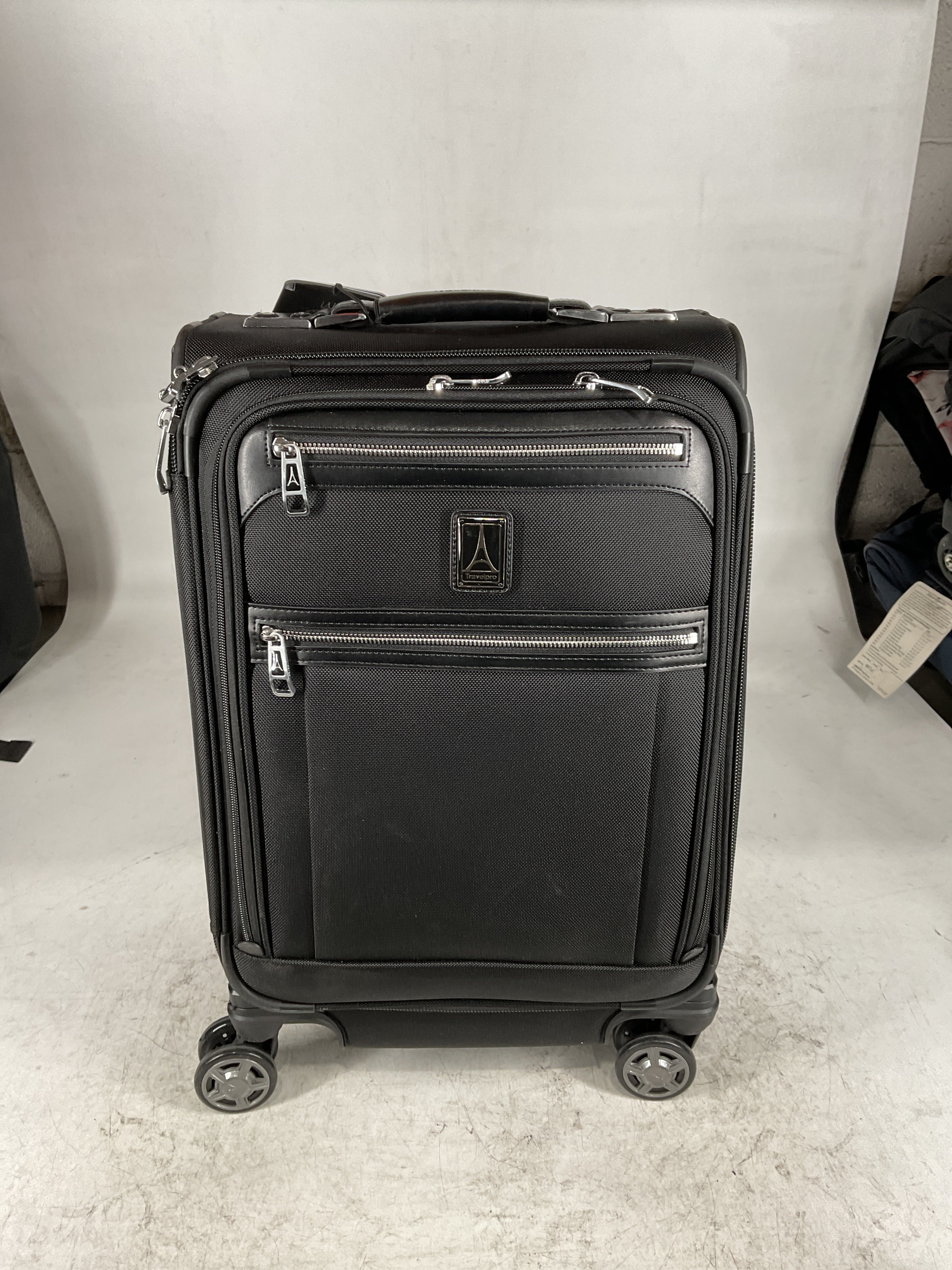 Travelpro Platinum Elite Softside Expandable Luggage, 8 Wheel Spinner Suitcase, USB Port, Fits up to 15" Laptop, Men and Women, Business Plus Shadow Black Carry On 20 Inch U3