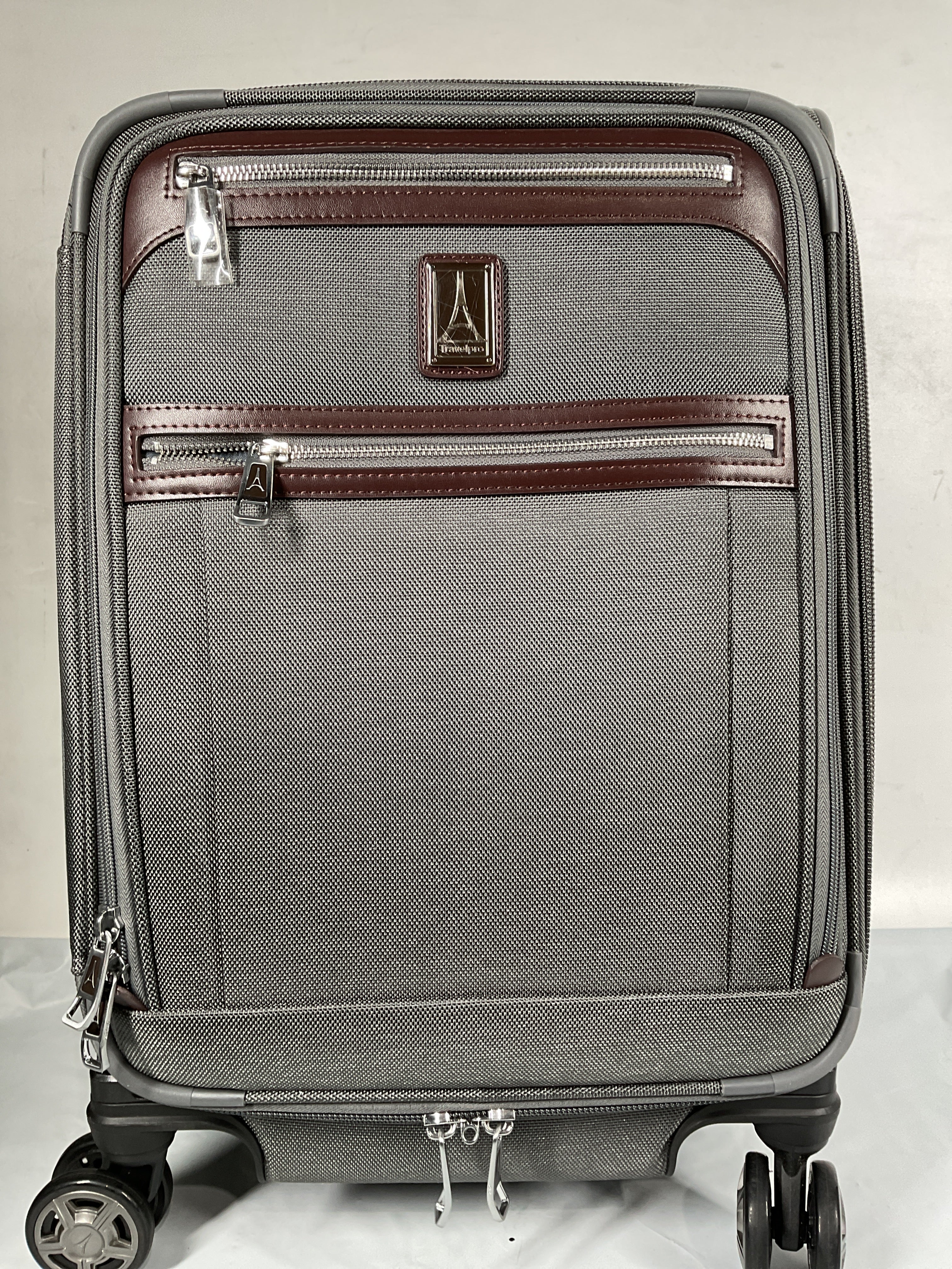 Travelpro Platinum Elite Softside Expandable Luggage, 8 Wheel Spinner Suitcase, USB Port, Fits up to 15" Laptop, Men and Women, Business Plus ( Vintage Grey , Carry-On 20-Inch ) Vintage Grey Carry On 20 Inch U1