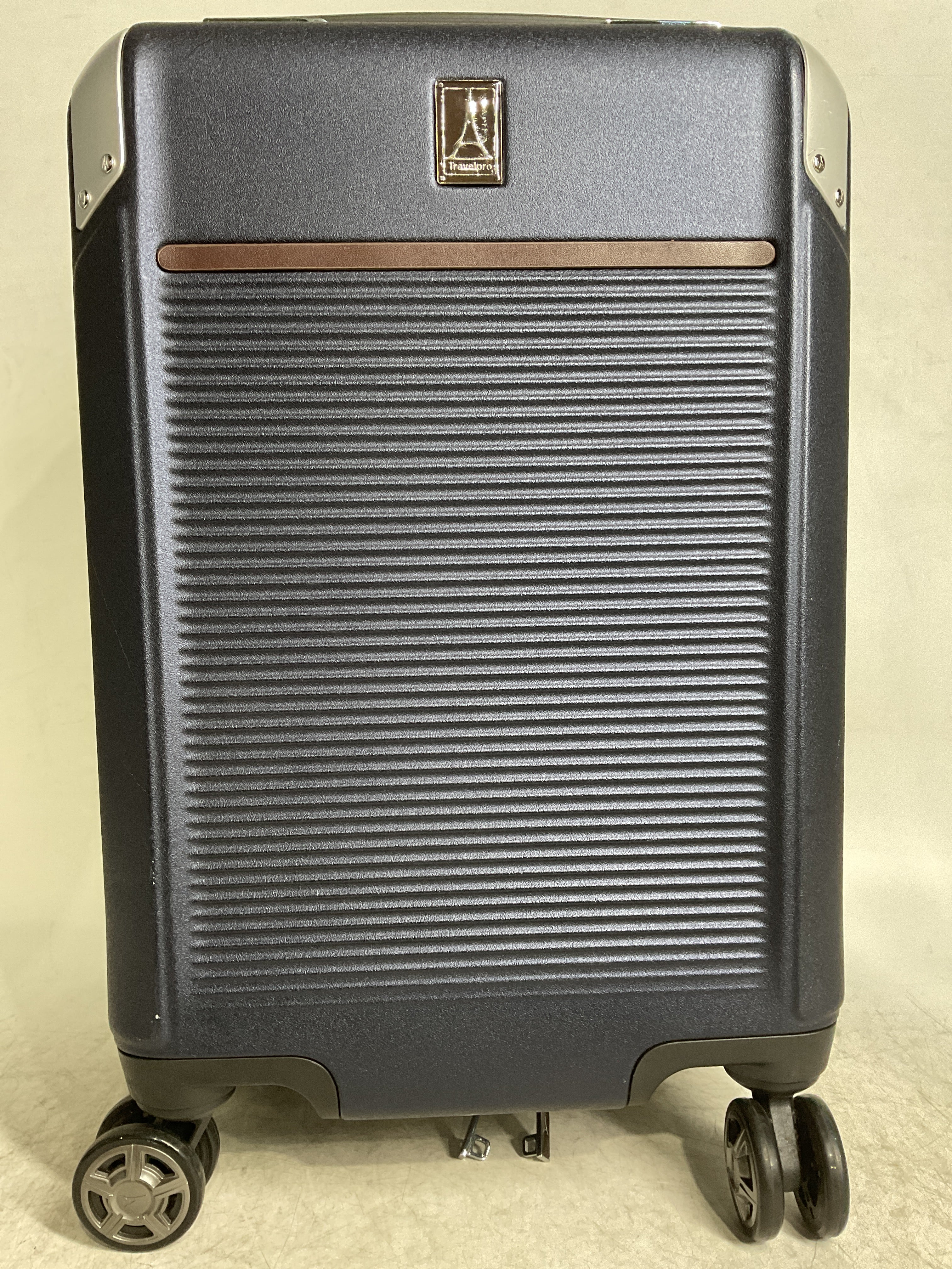 Travelpro Platinum Elite Hardside Expandable Spinner Wheel Luggage TSA Lock Hard Shell Polycarbonate Suitcase ( True Navy Blue , Compact Carry-On 20-Inch ) True Navy Blue Compact Carry On 20 Inch U1