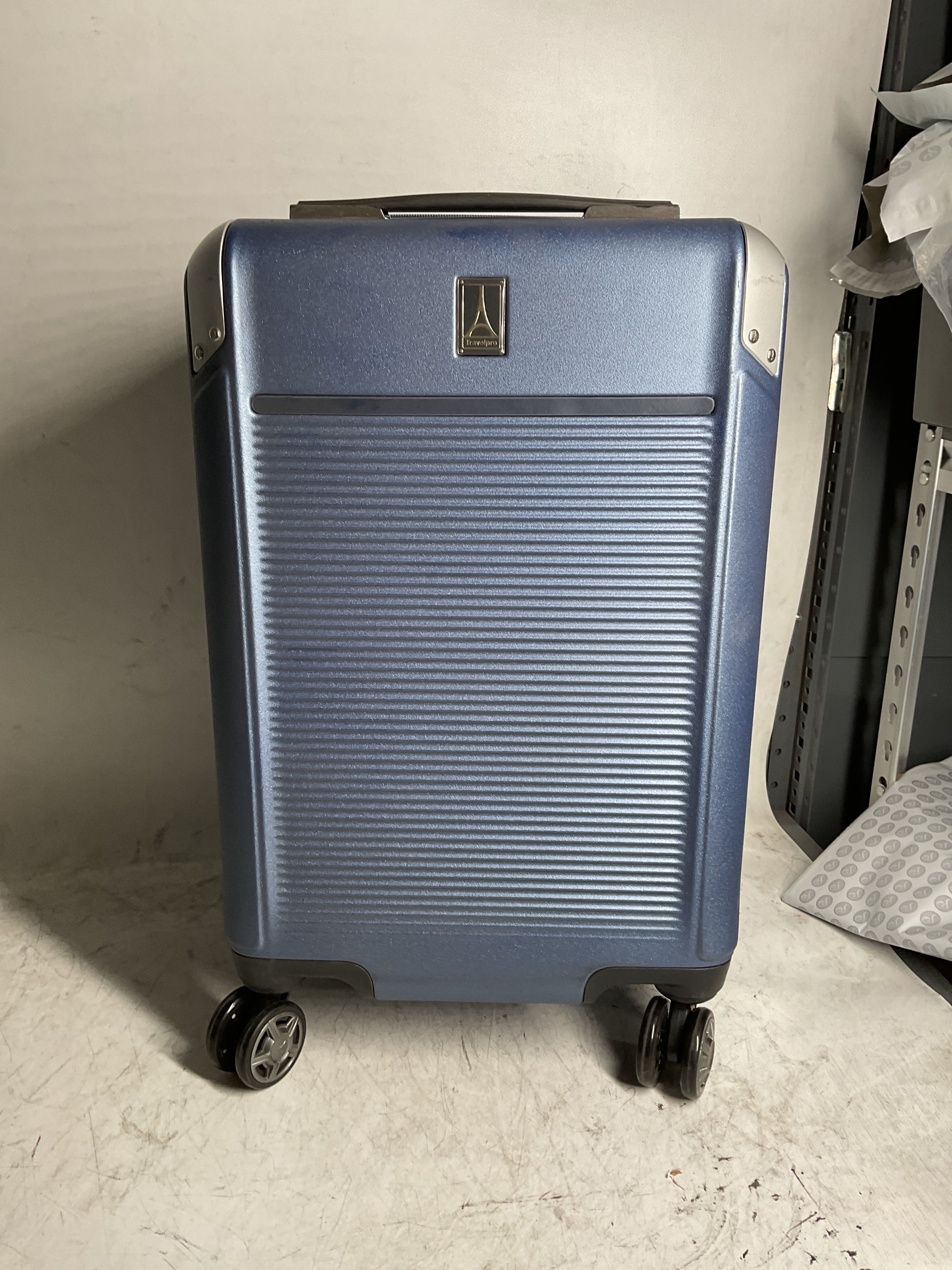 Travelpro Platinum Elite Hardside Expandable Spinner Wheel Luggage TSA Lock Hard Shell Polycarbonate Suitcase ( Dark Sky Blue , Carry-on 21-Inch ) Dark Sky Blue Carry On 21 Inch U2