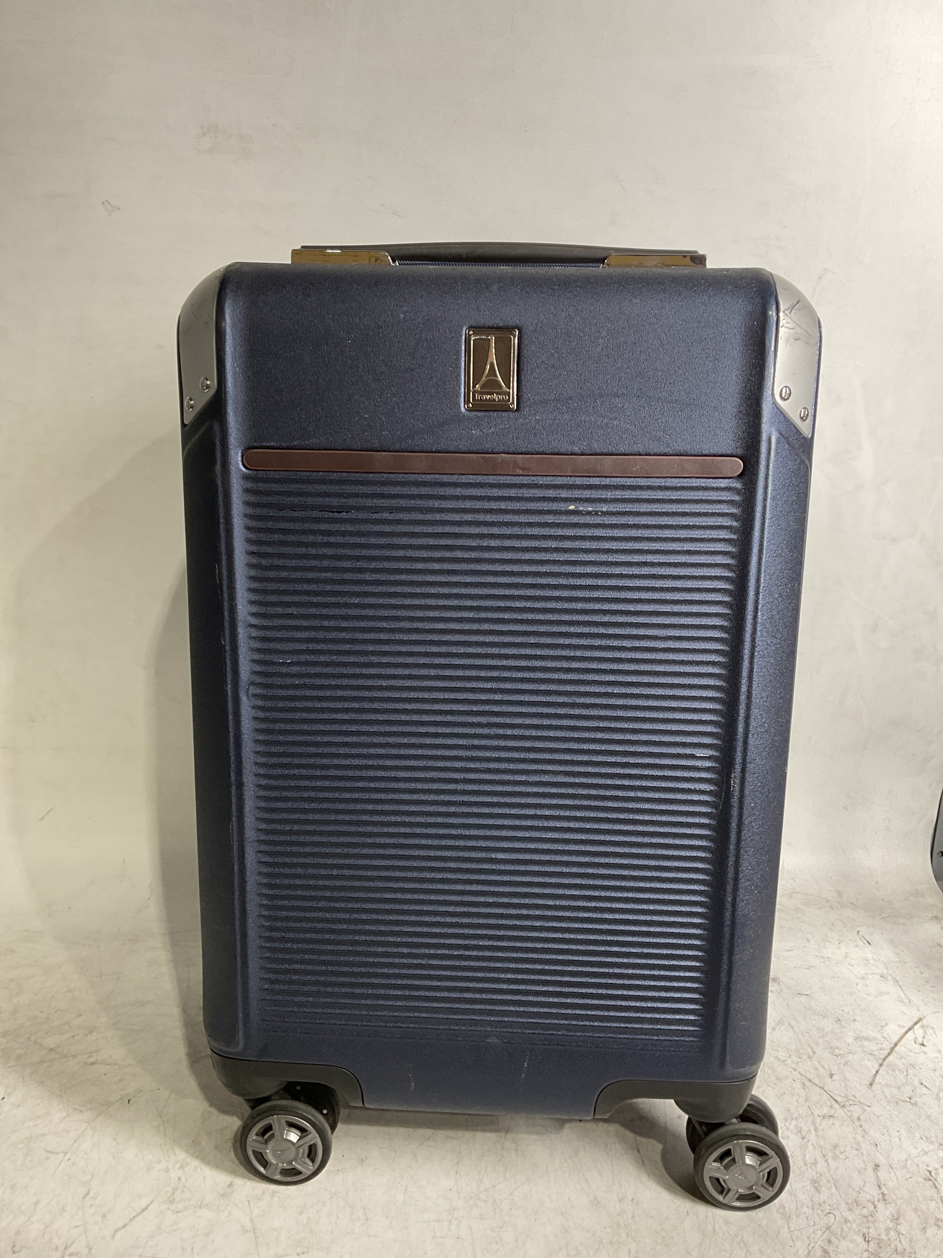 Travelpro Platinum Elite Hardside Expandable Spinner Wheel Luggage TSA Lock Hard Shell Polycarbonate Suitcase ( True Navy Blue , Carry-on 21-Inch ) True Navy Blue Carry On 21 Inch U2