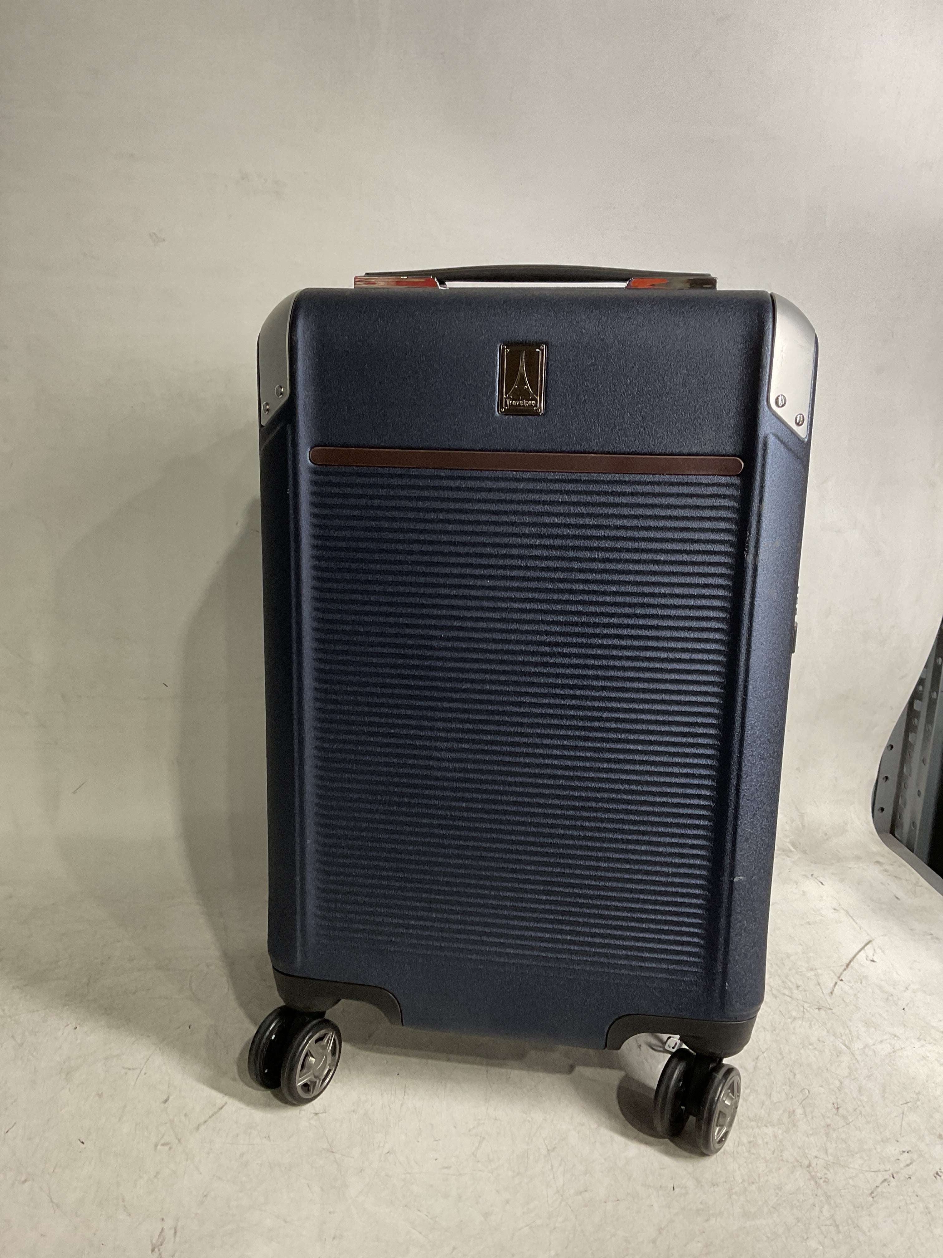 Travelpro Platinum Elite Hardside Expandable Spinner Wheel Luggage TSA Lock Hard Shell Polycarbonate Suitcase ( True Navy Blue , Carry-on 21-Inch ) True Navy Blue Carry On 21 Inch U3