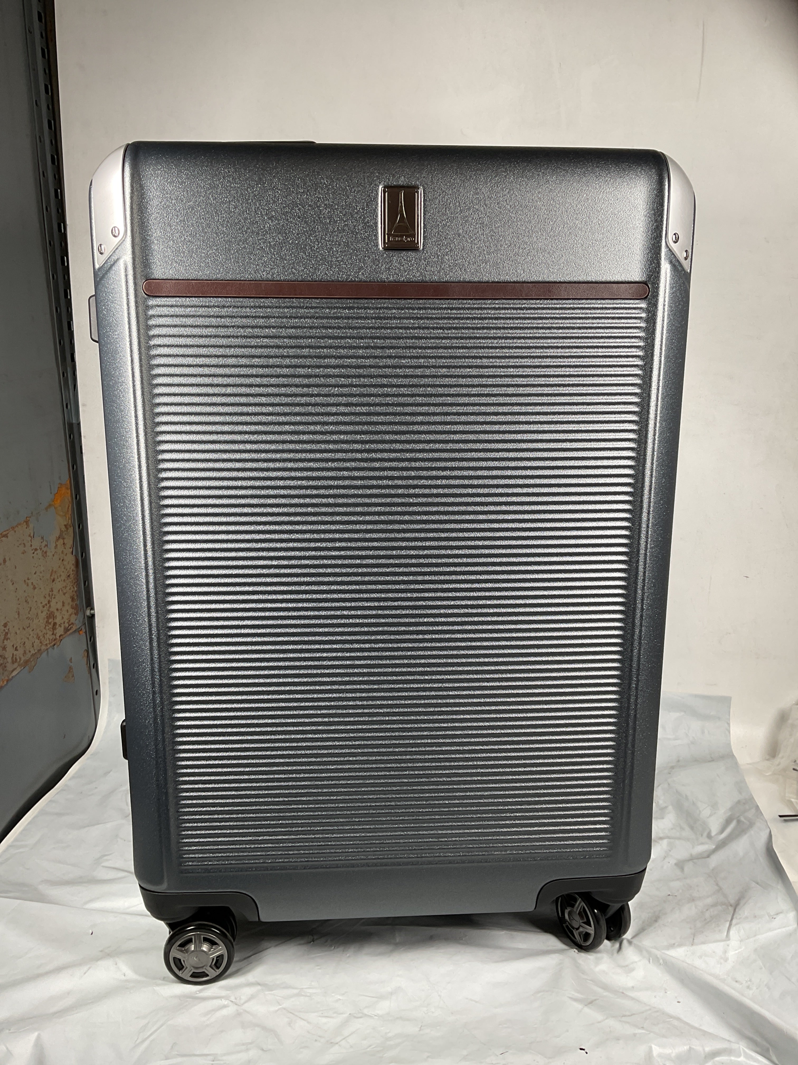 Travelpro Platinum Elite Hardside Expandable Spinner Wheel Luggage TSA Lock Hard Shell Polycarbonate Suitcase ( Vintage Grey , Checked- Medium 25-Inch ) Vintage Grey Checked Medium 25 Inch U2