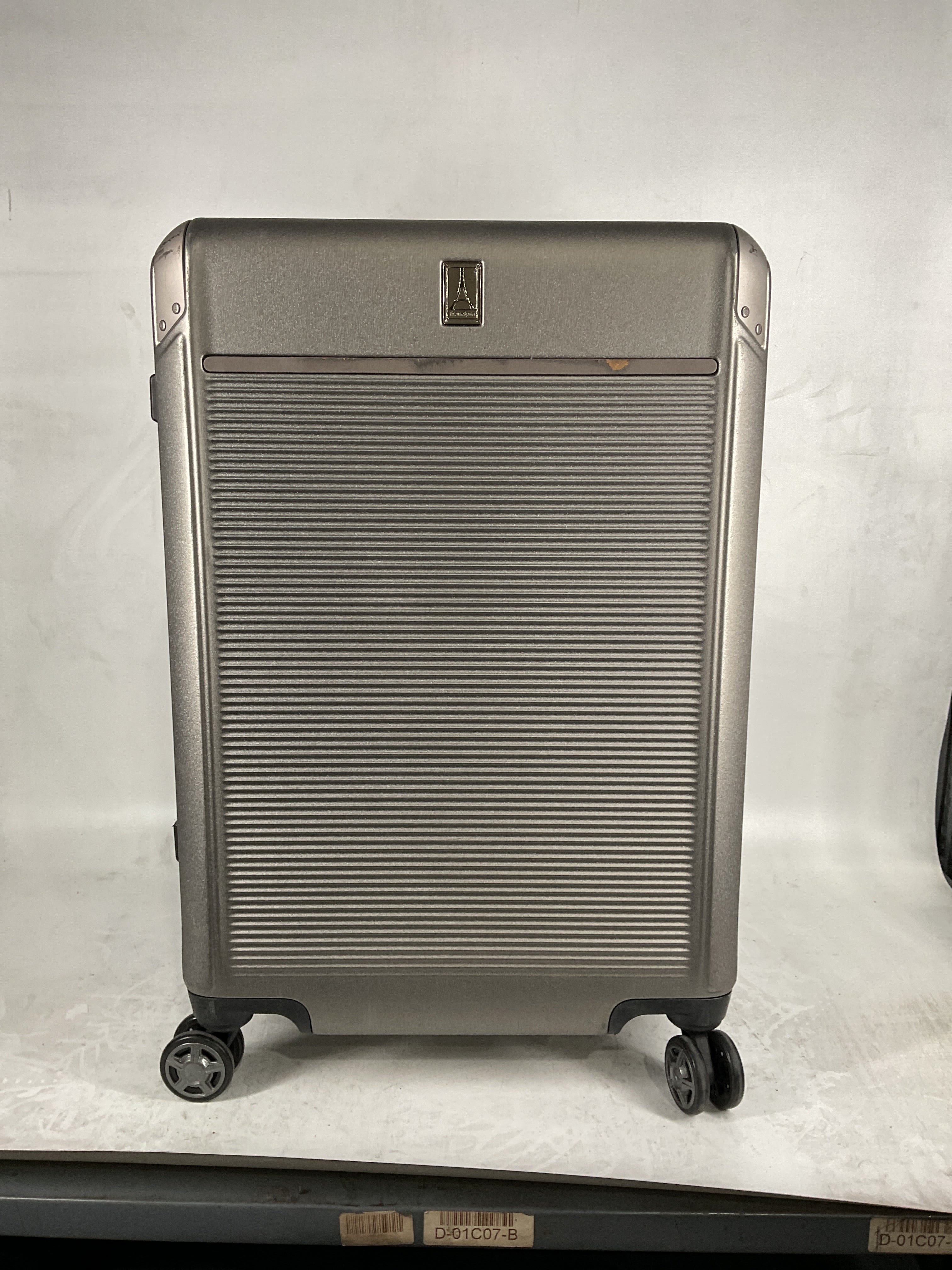Travelpro Platinum Elite Hardside Expandable Spinner Wheel Luggage TSA Lock Hard Shell Polycarbonate Suitcase Metallic Sand Checked Medium 25 Inch U1