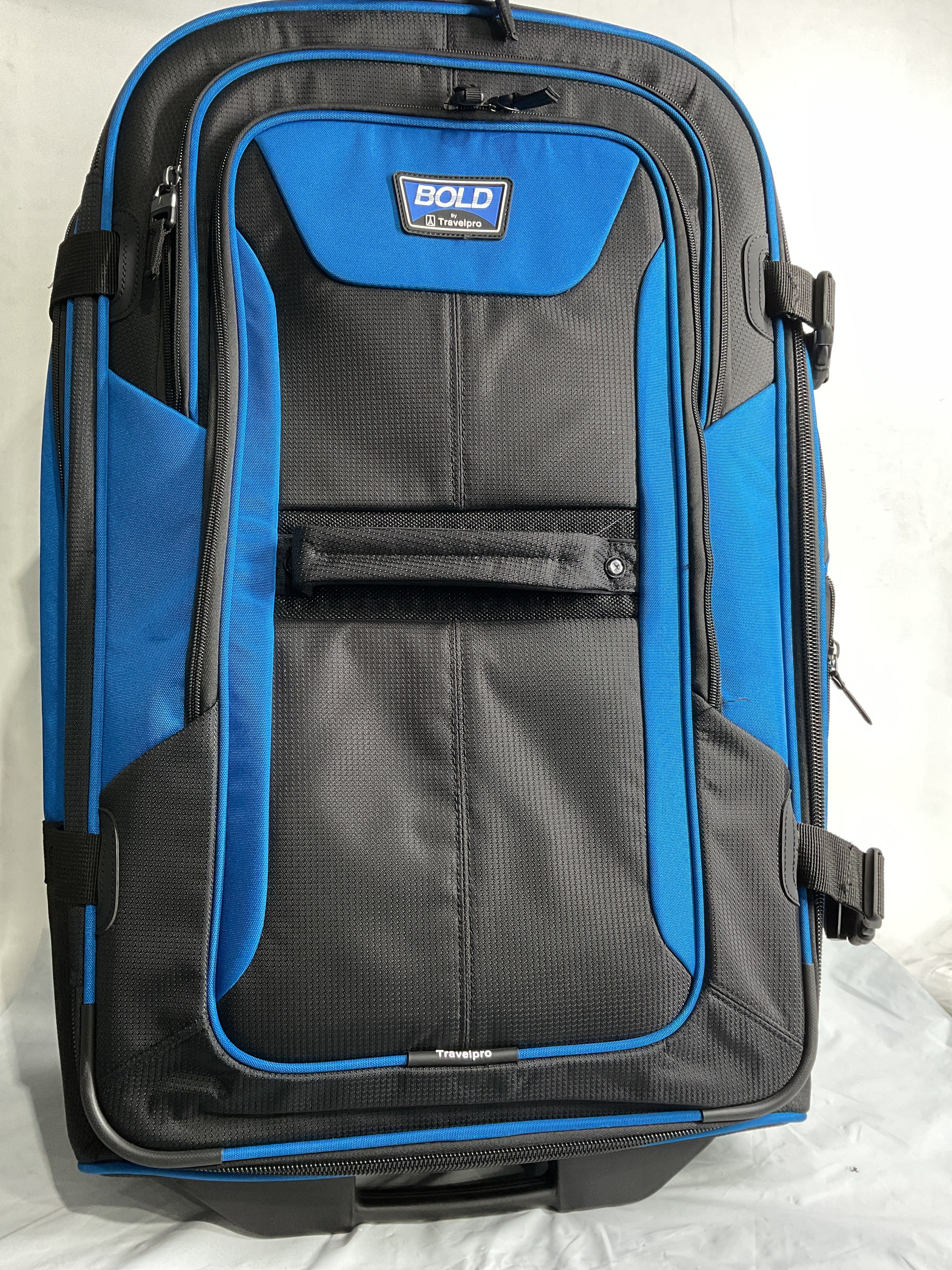 Travelpro Unisex-Adult Bold Softside Expandable Rollaboard Upright Luggage ( Blue/Black , Checked-Large 28-Inch ) Blue/Black Checked Large 28 Inch U3