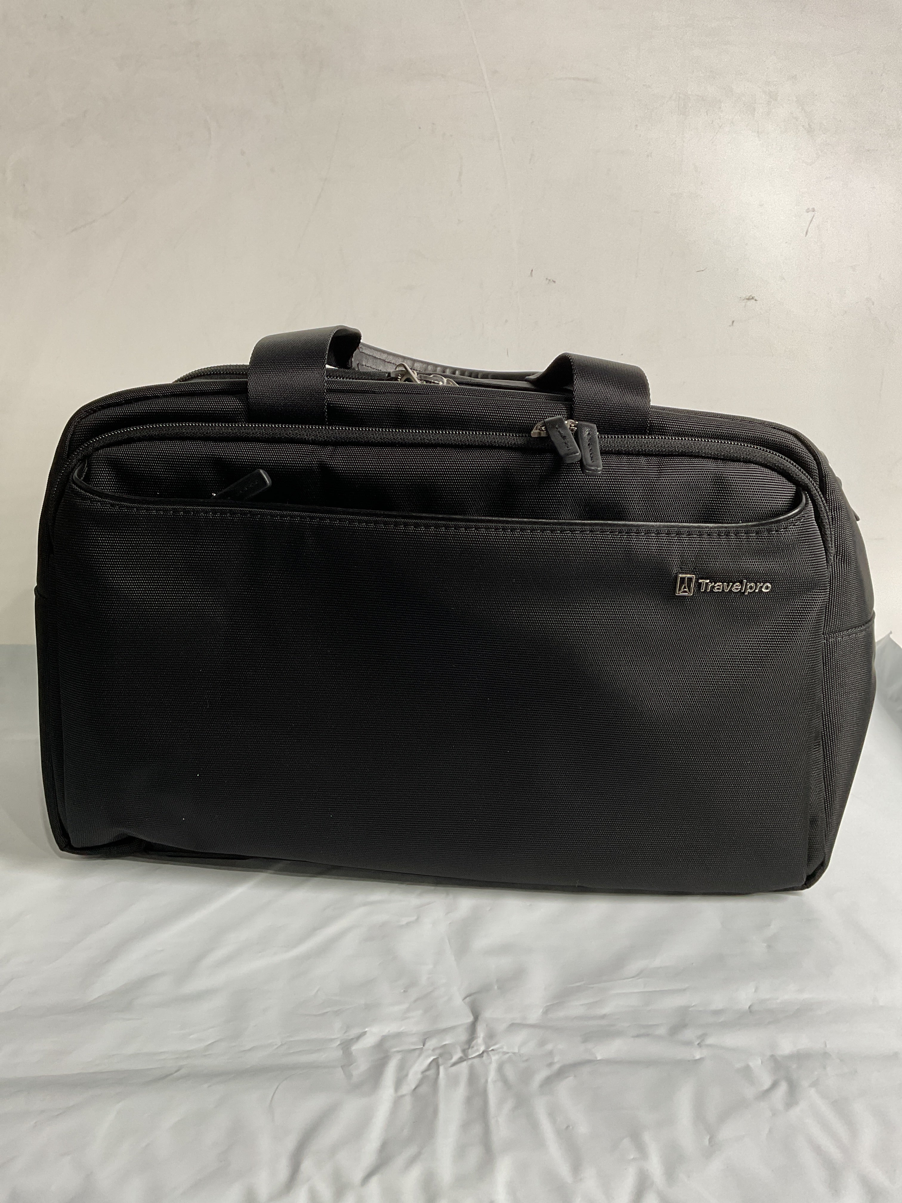 Travelpro Versapack + Lightweight Underseat Travel Tote Bag, Men and Women ( Black , One Size ) Black One Size U1