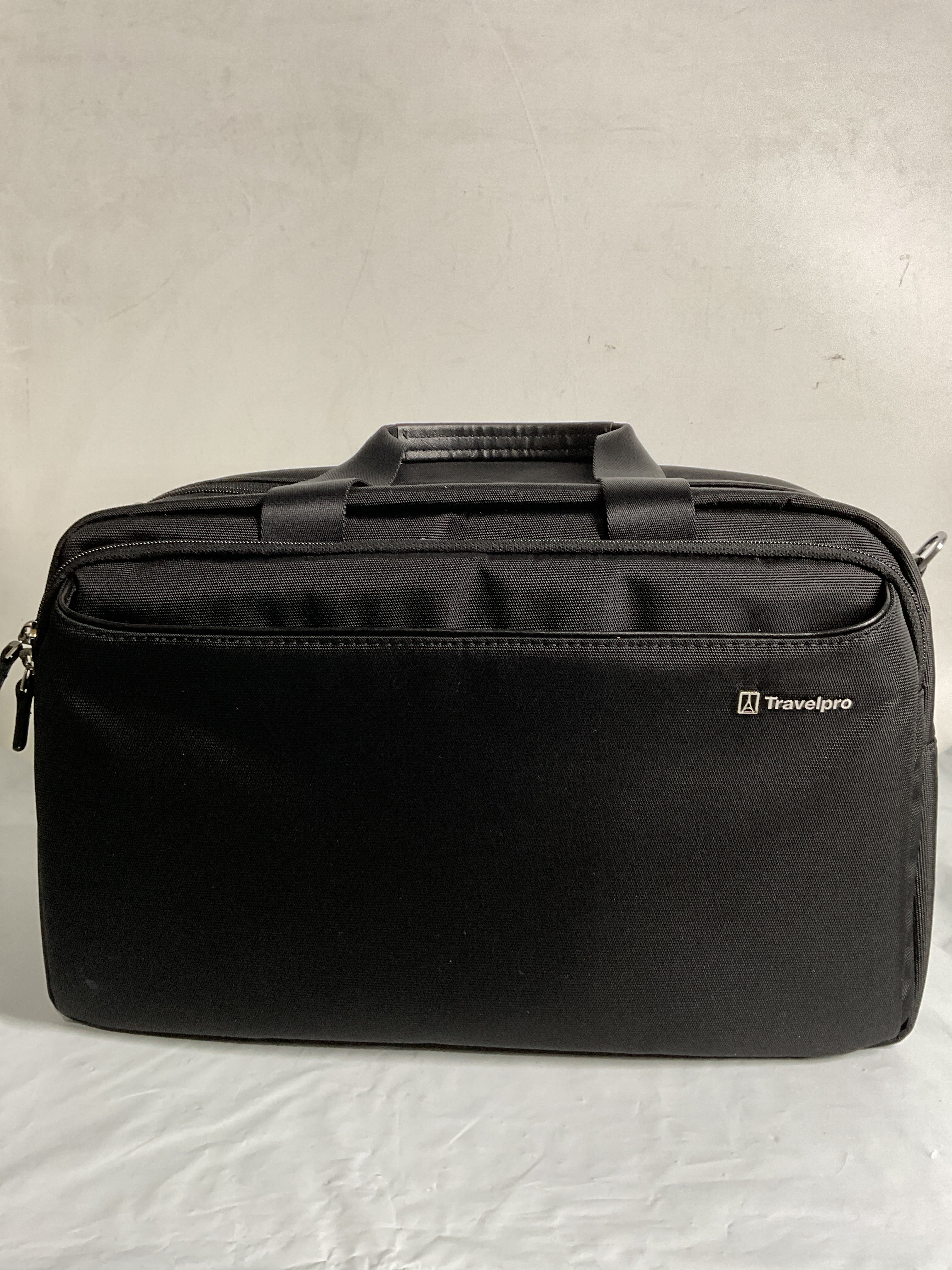 Travelpro Versapack + Lightweight Underseat Travel Tote Bag, Men and Women ( Black , One Size ) Black One Size U2