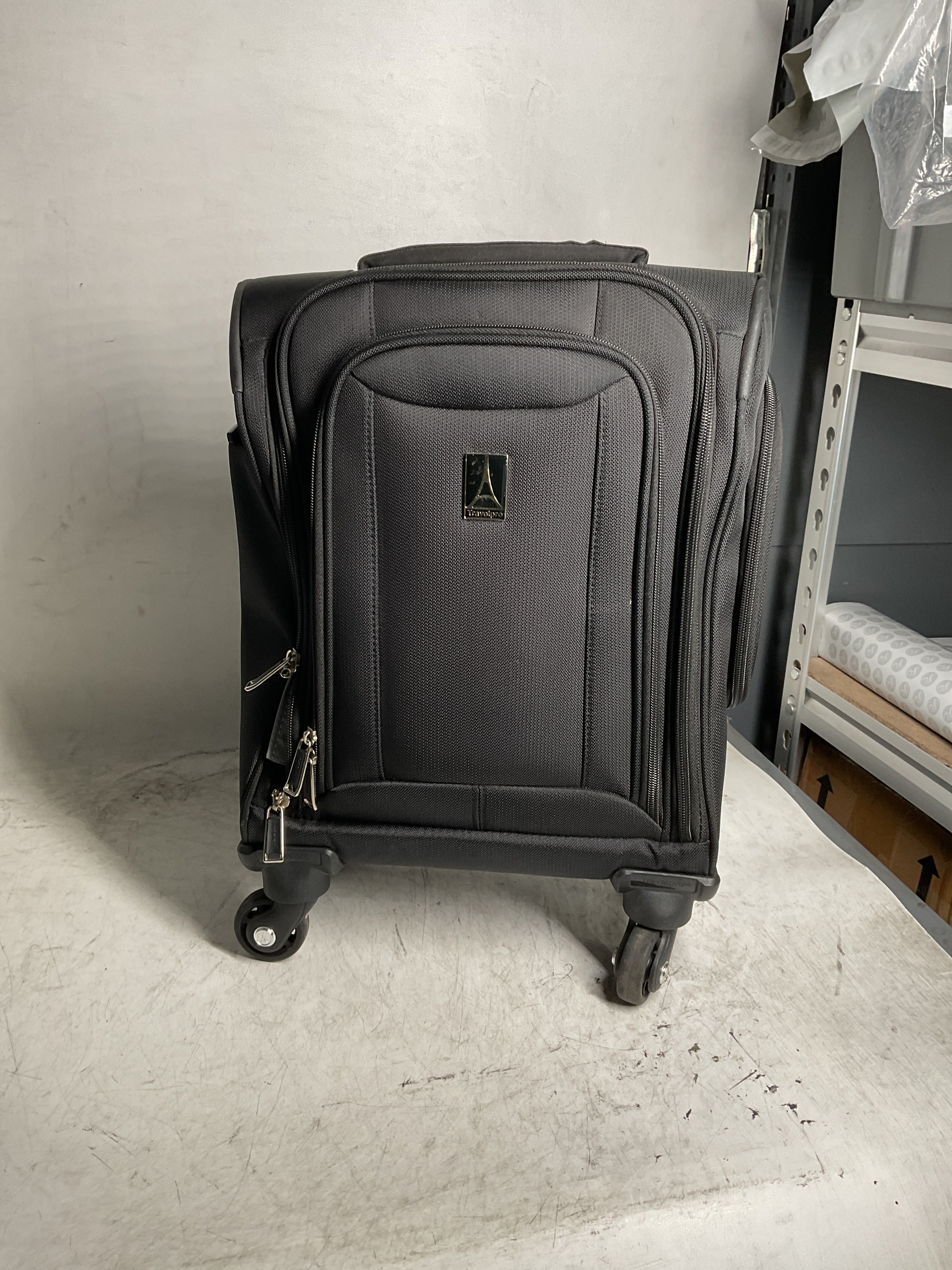 Travelpro WindSpeed Select Underseat Carry-On Spinner ( Black , One Size ) Black One Size U3