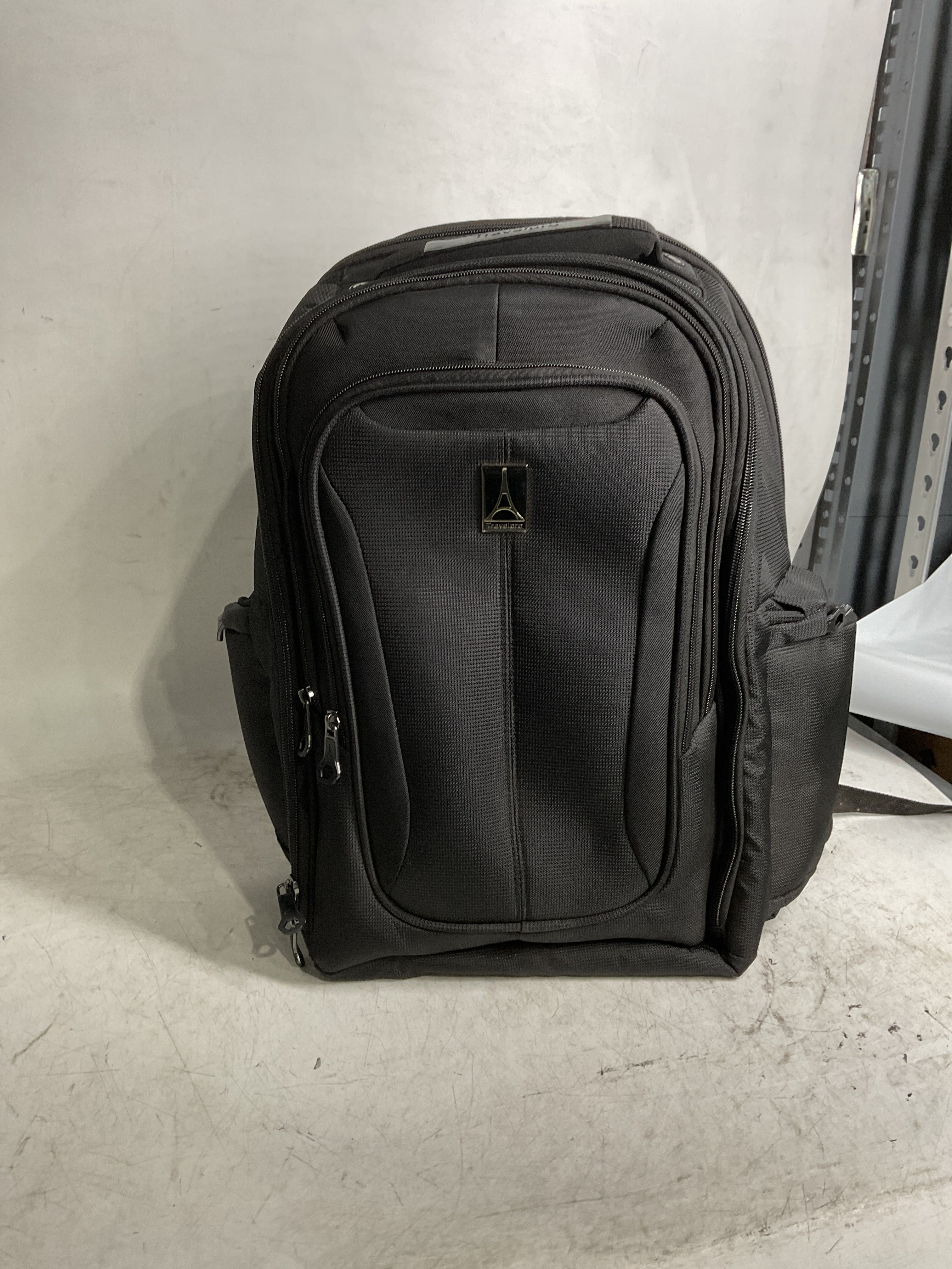 Travelpro Tourlite Laptop Backpack ( Black , One Size ) Black One Size U9