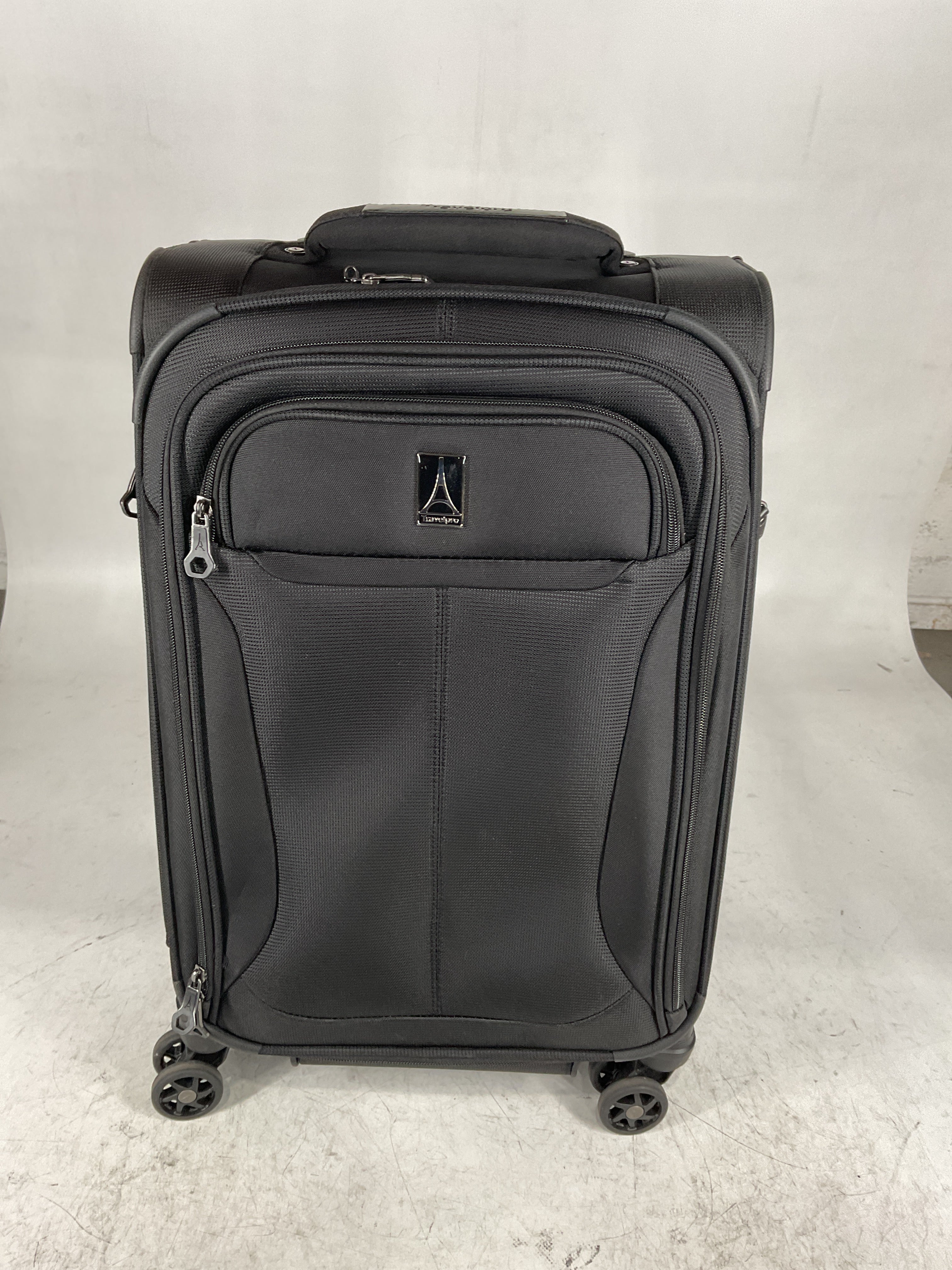 Travelpro Tourlite Softside Expandable Luggage with 4 Spinner Wheels, Lightweight Suitcase, Men and Women U12
