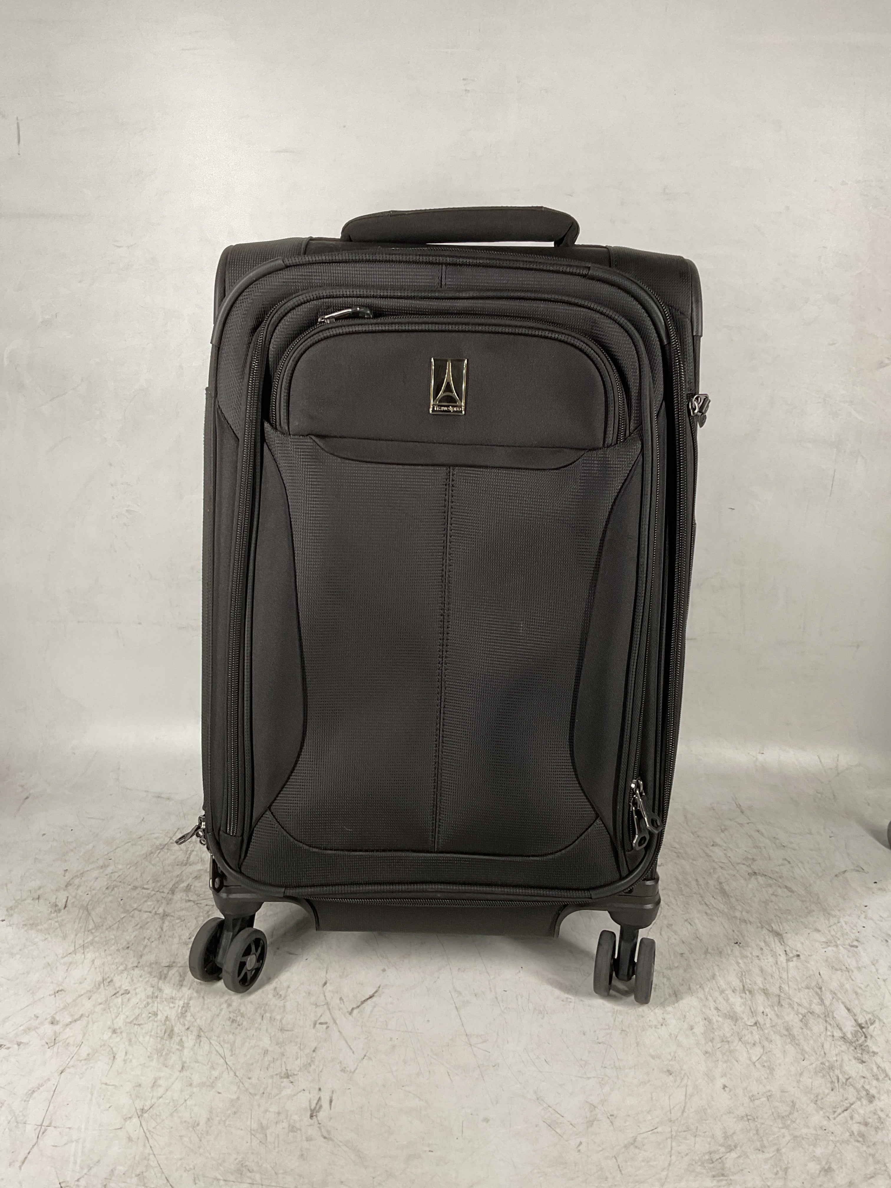 Travelpro Tourlite Softside Expandable Luggage with 4 Spinner Wheels, Lightweight Suitcase, Men and Women ( Black , Carry-On 21-Inch ) Black Carry On 21 Inch U40
