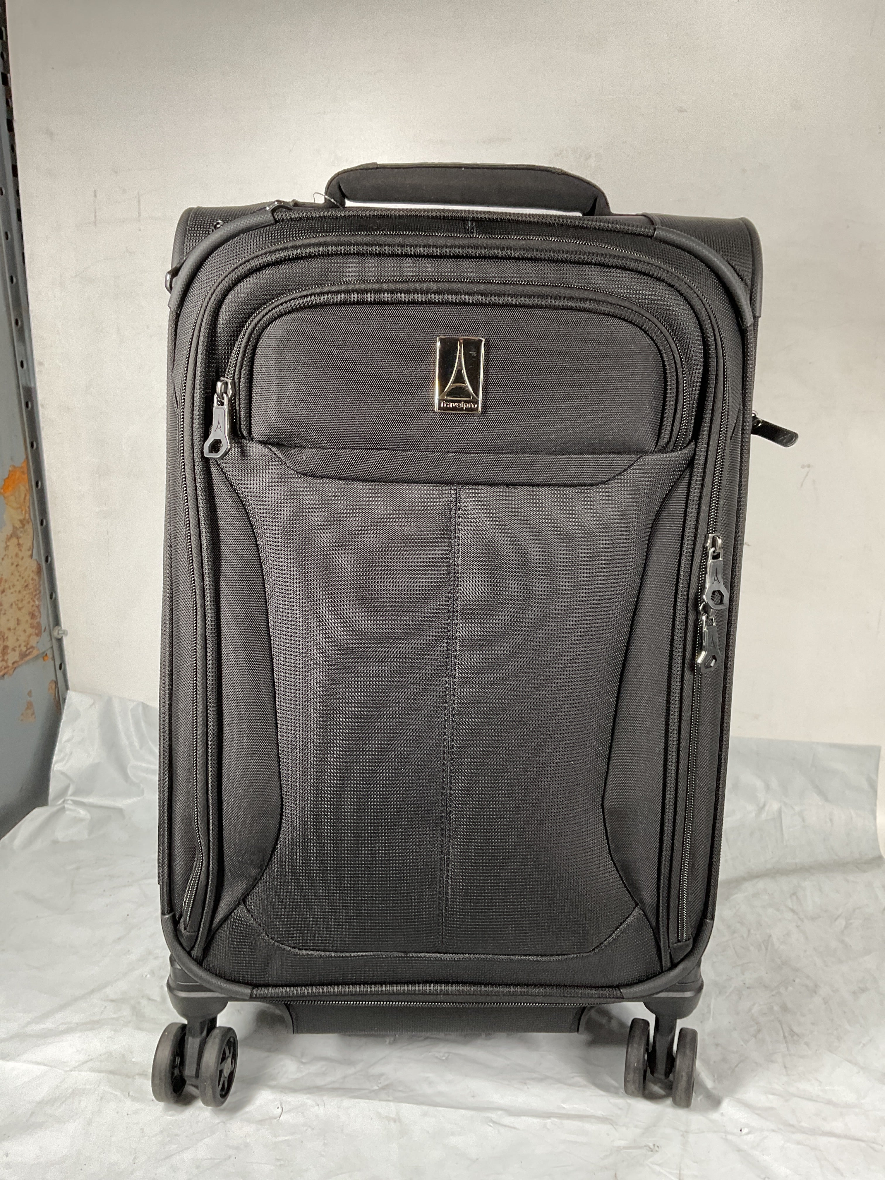 Travelpro Tourlite Softside 21" Expandable Luggage with 4 Spinner Wheels, Lightweight Suitcase, Carry-On ( Black , Carry-On 21-Inch ) Black Carry On 21 Inch U93