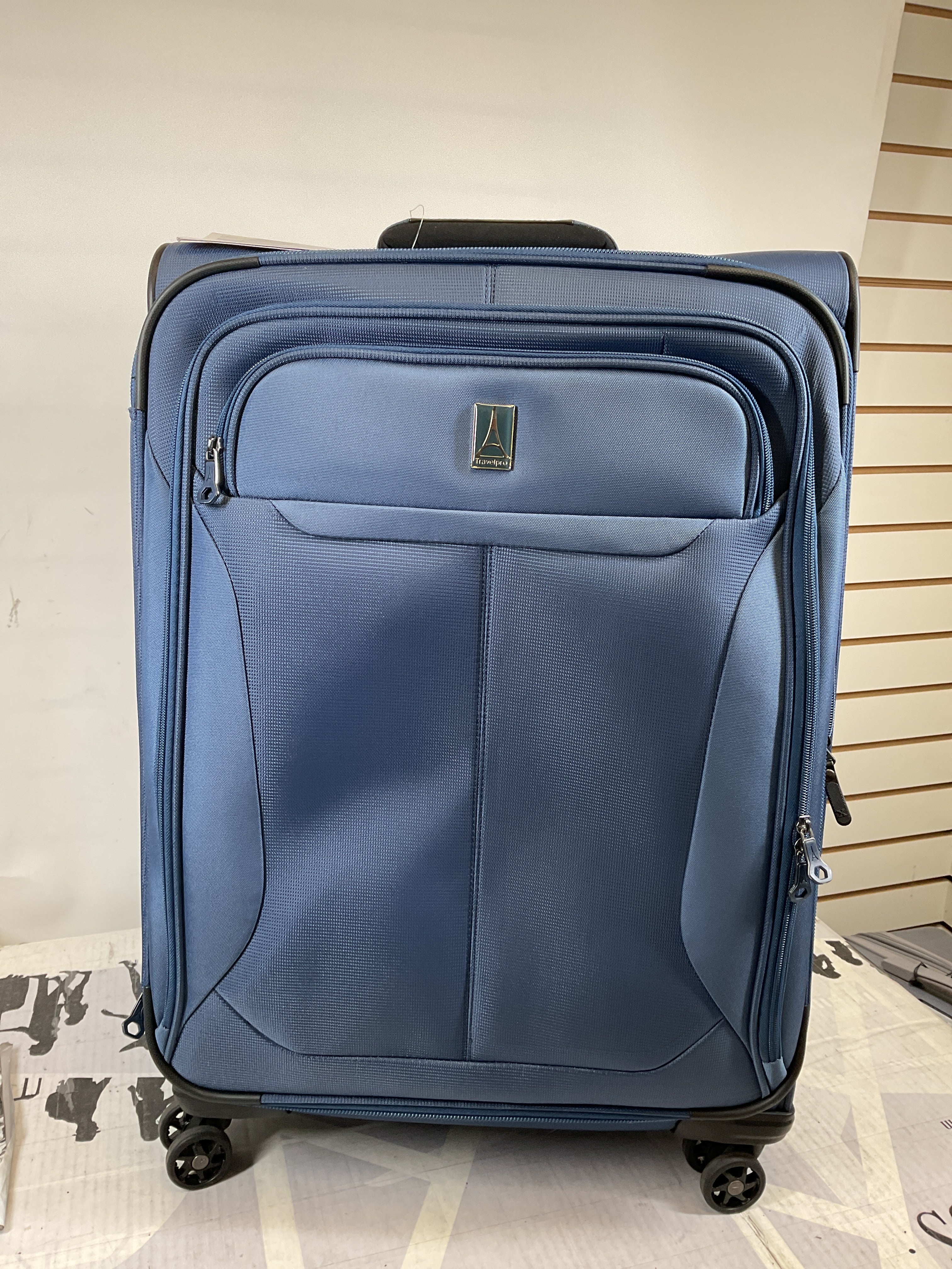 Travelpro Tourlite Softside 25" Expandable Luggage with 4 Spinner Wheels, Lightweight Suitcase, Checked Medium ( Blue , Checked-Medium 25-Inch ) Blue Checked Medium 25 Inch U22