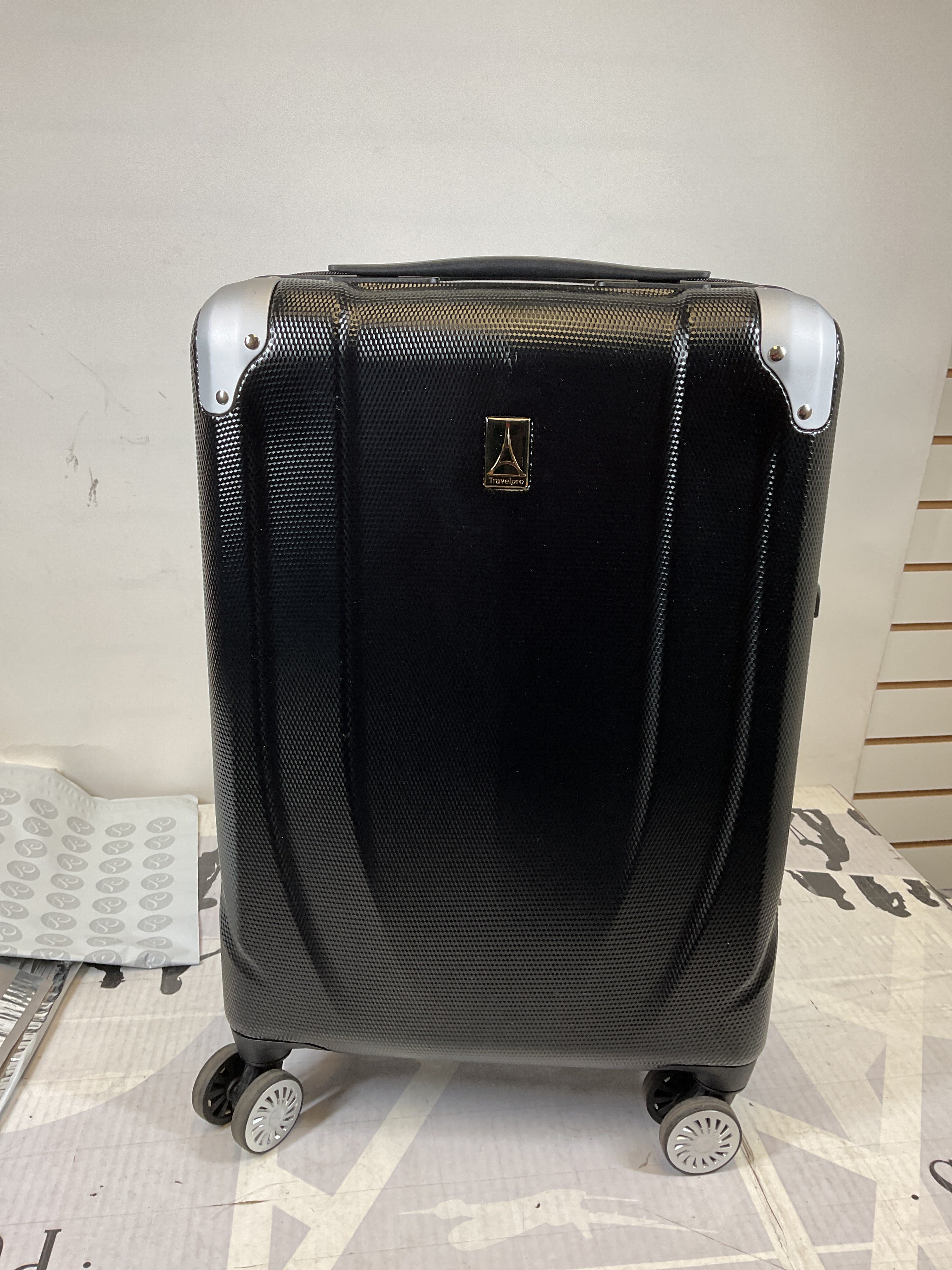 Travelpro Pathways 3 Hardside Expandable Luggage, 8 Spinner Wheels, Lightweight Hard Shell Suitcase, Carry On 21 Inch ( Black Knight , Carry On 21 Inch ) Black Knight Carry On 21 Inch U16