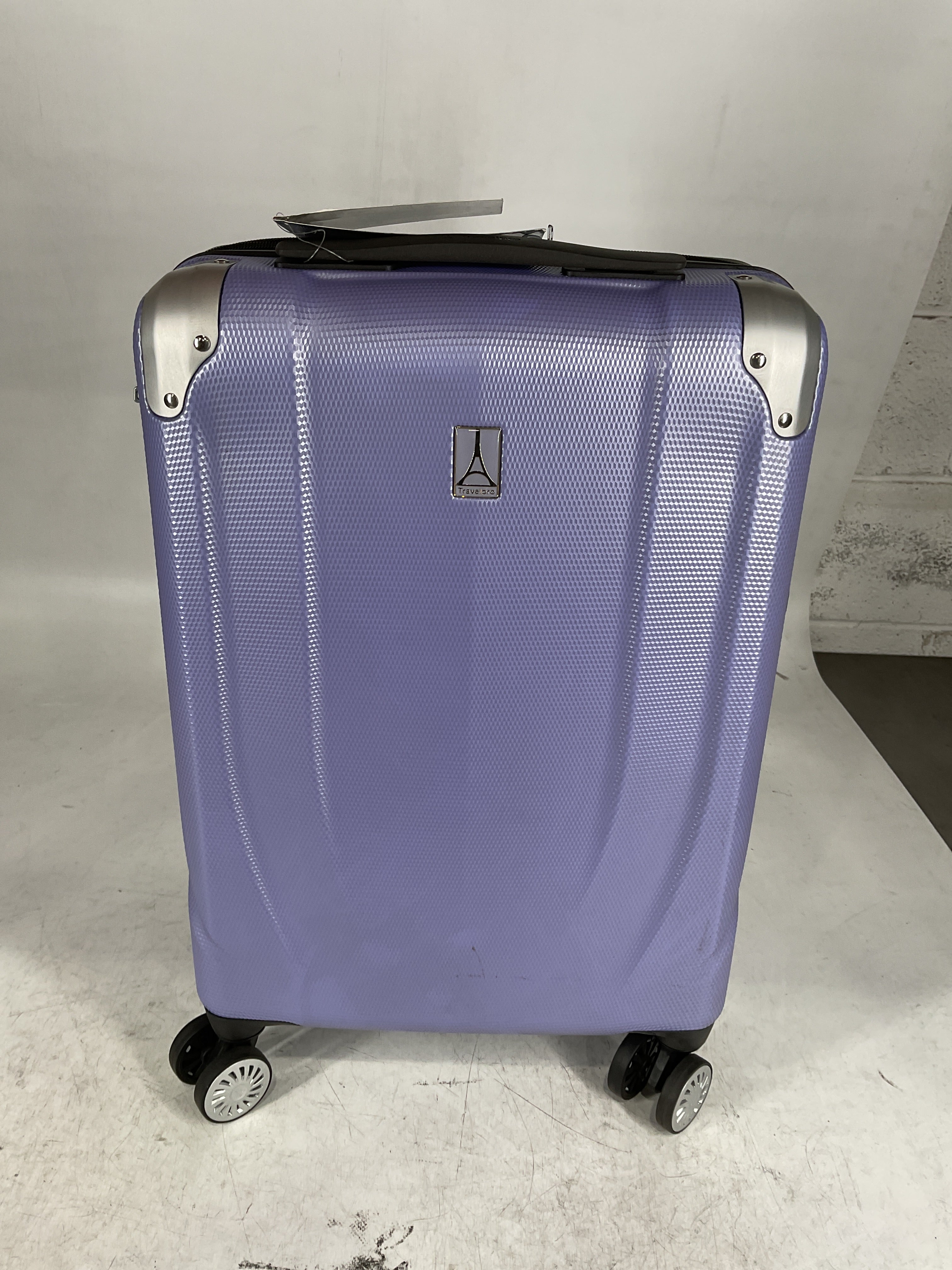 Travelpro Pathways 3 Hardside Expandable Luggage, 8 Spinner Wheels, Lightweight Hard Shell Suitcase U1